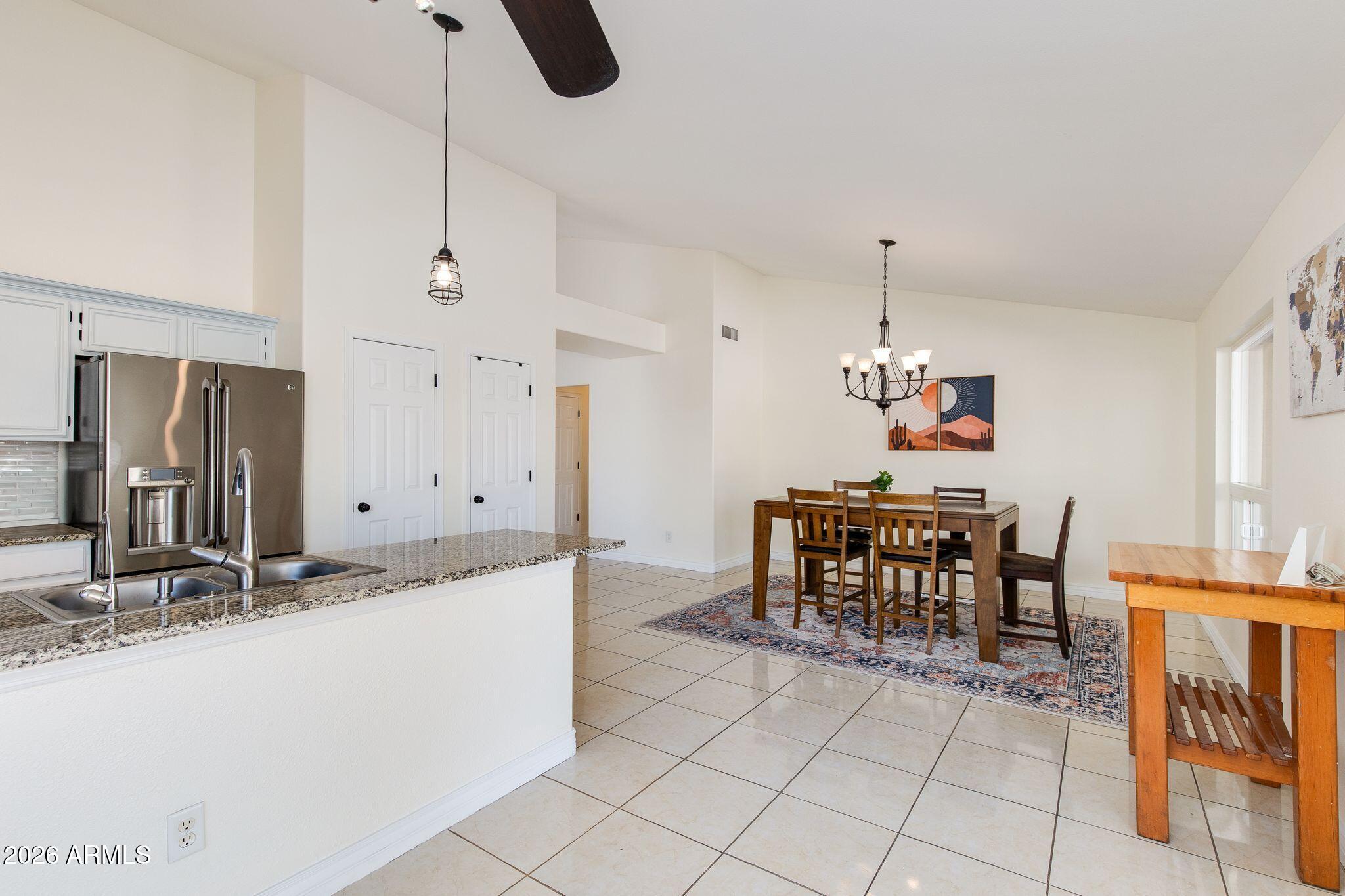 4250 E ENCINAS Avenue