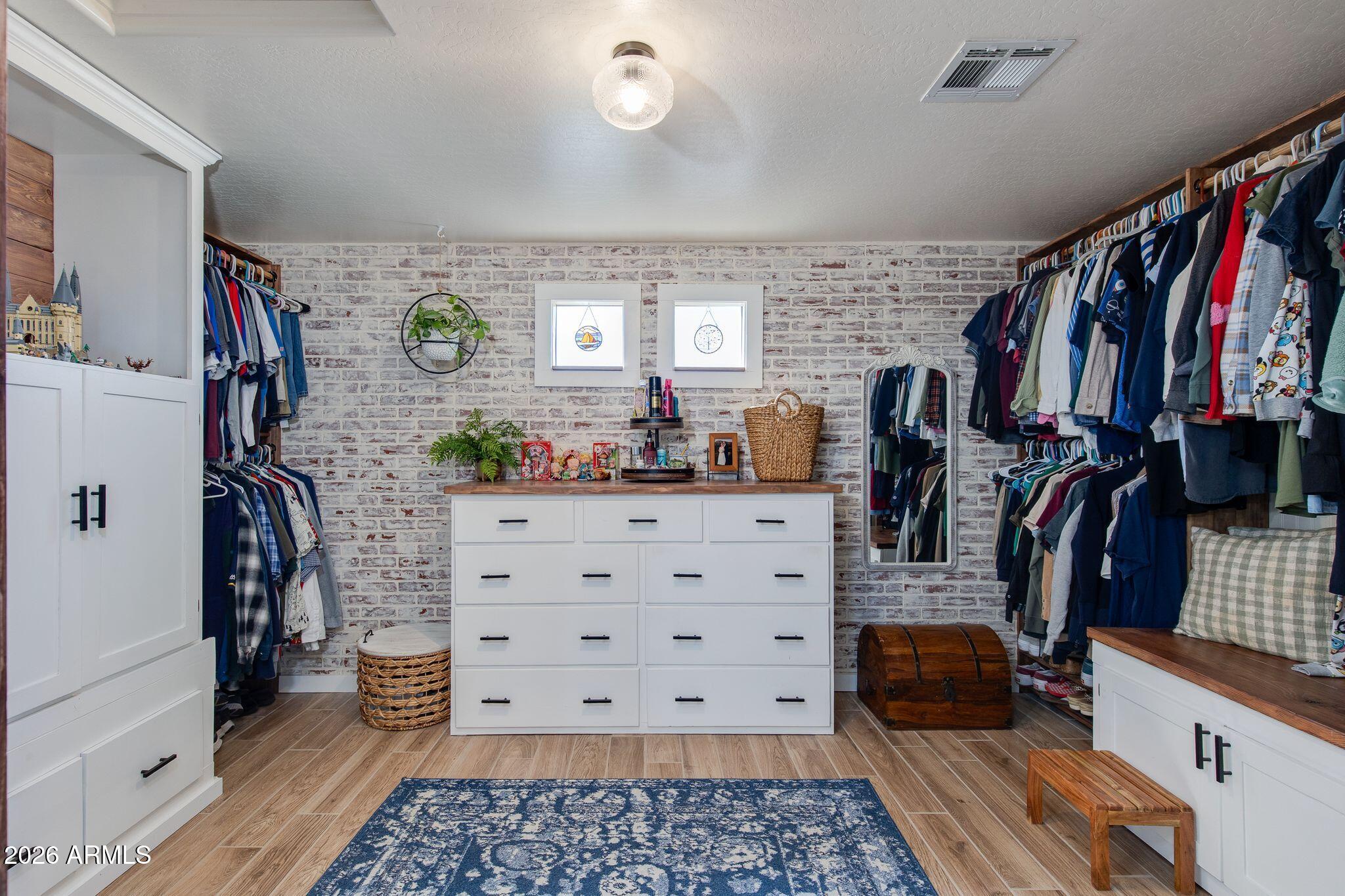 11336 E STRADLING Avenue