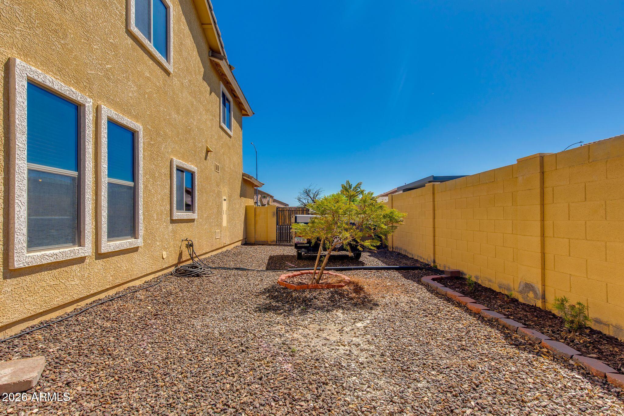 11336 E STRADLING Avenue