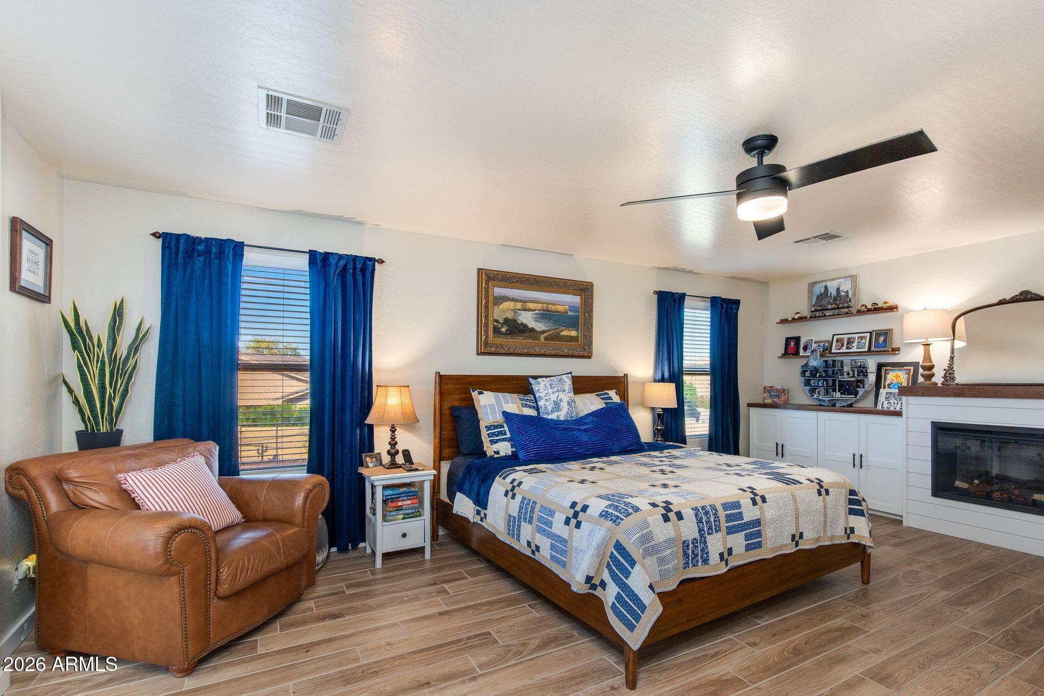 11336 E STRADLING Avenue