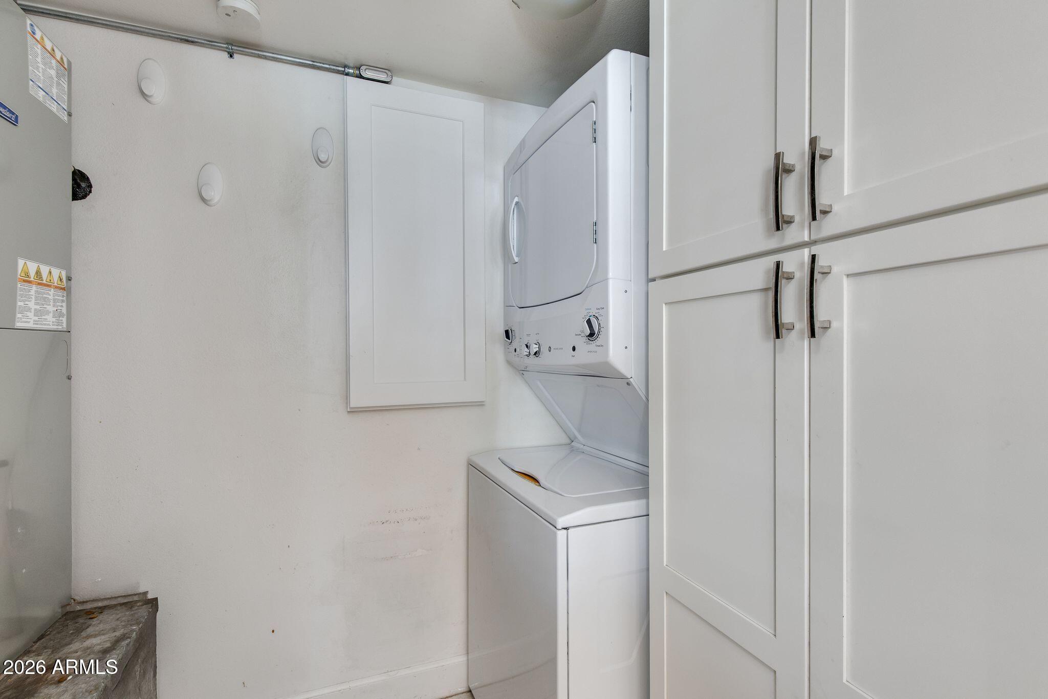 4099 E CAMPBELL Avenue