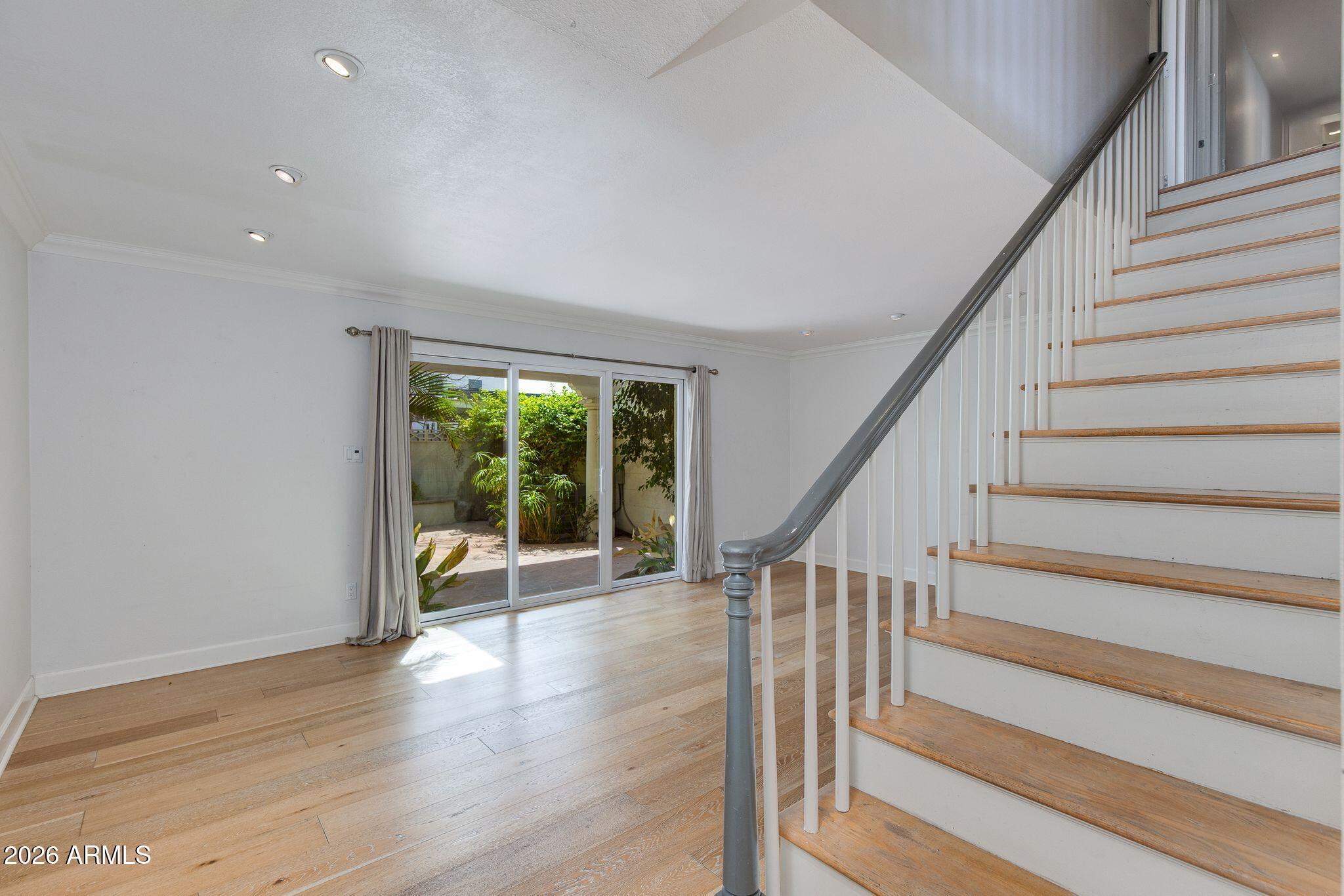 4099 E CAMPBELL Avenue