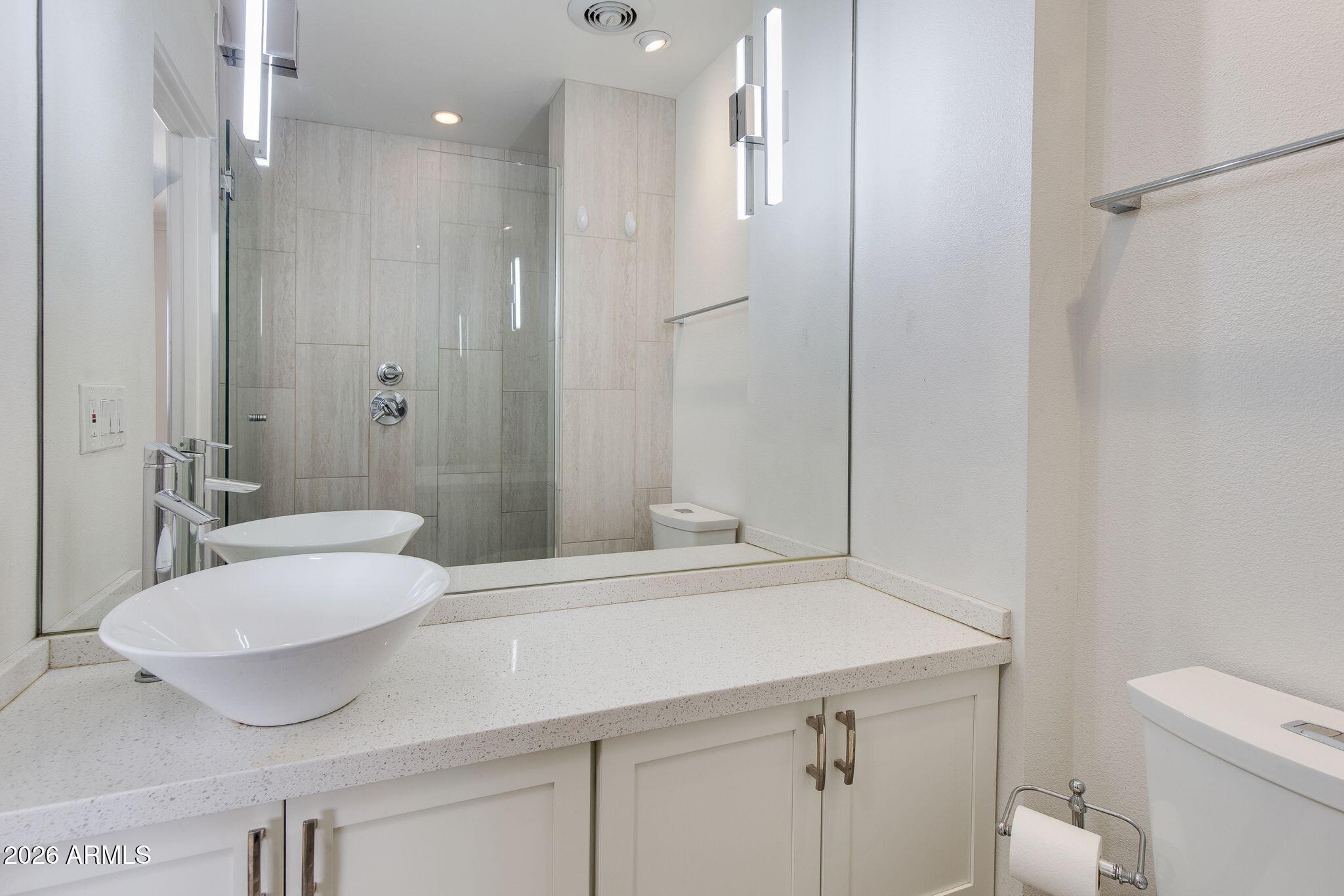 4099 E CAMPBELL Avenue