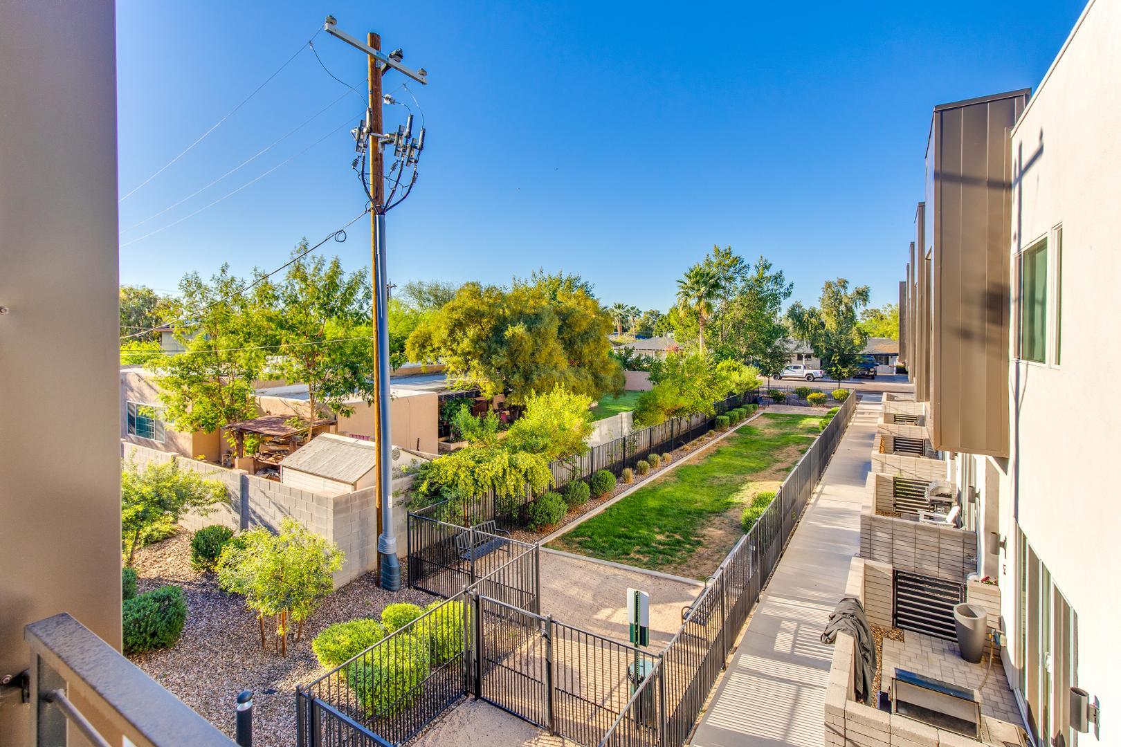 5151 N 13th Place Unit 8