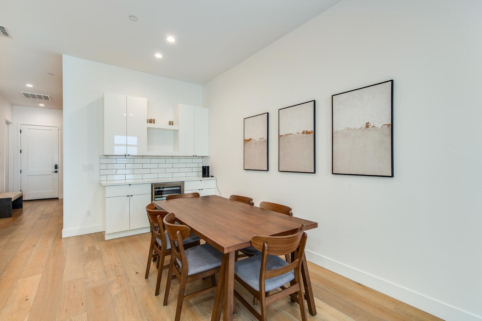 5151 N 13th Place Unit 8