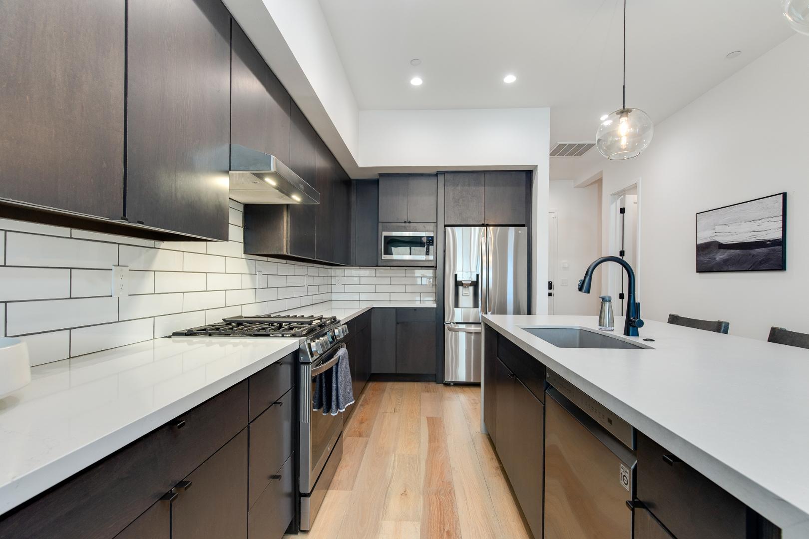 5151 N 13th Place Unit 8