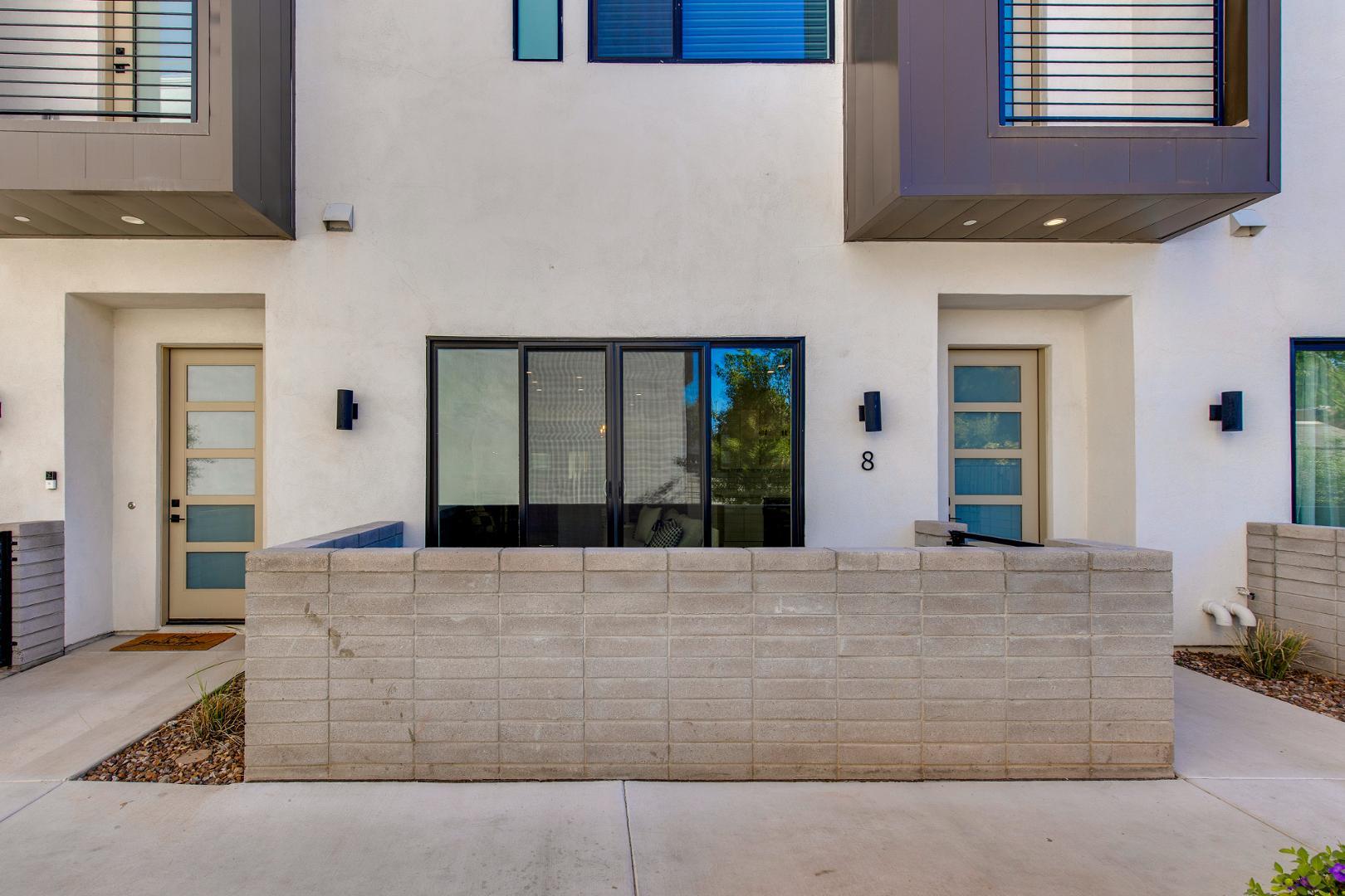 5151 N 13th Place Unit 8