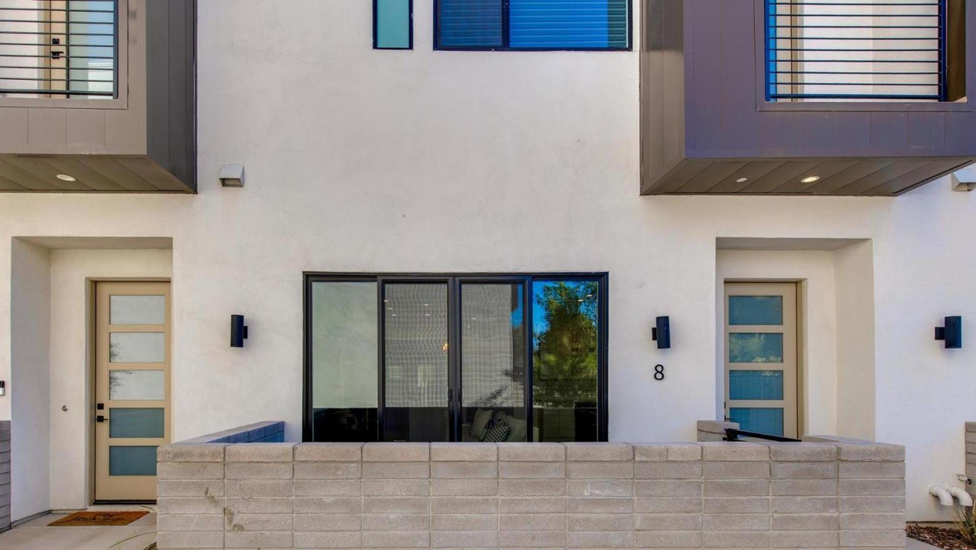 5151 N 13th Place Unit 8