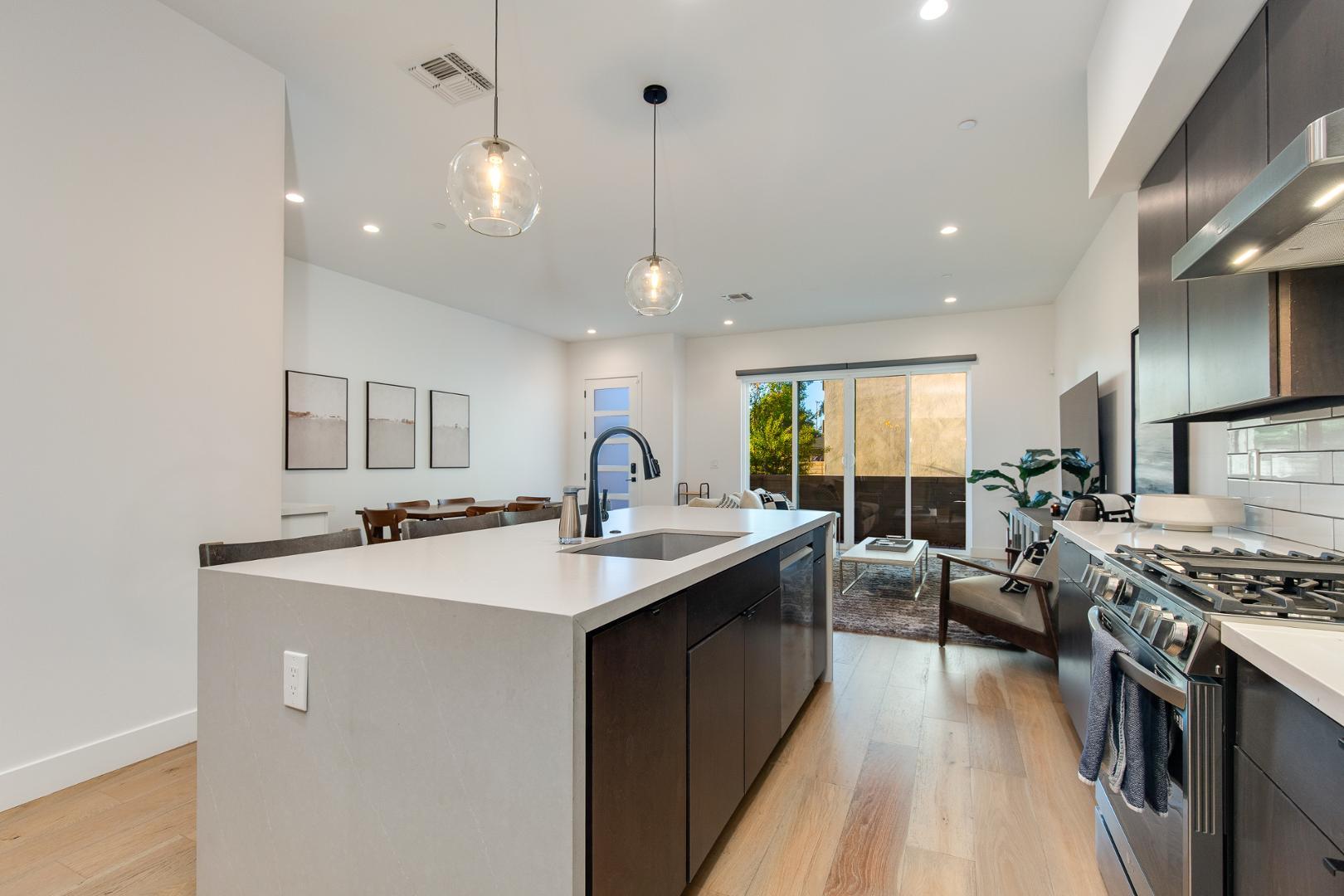 5151 N 13th Place Unit 8