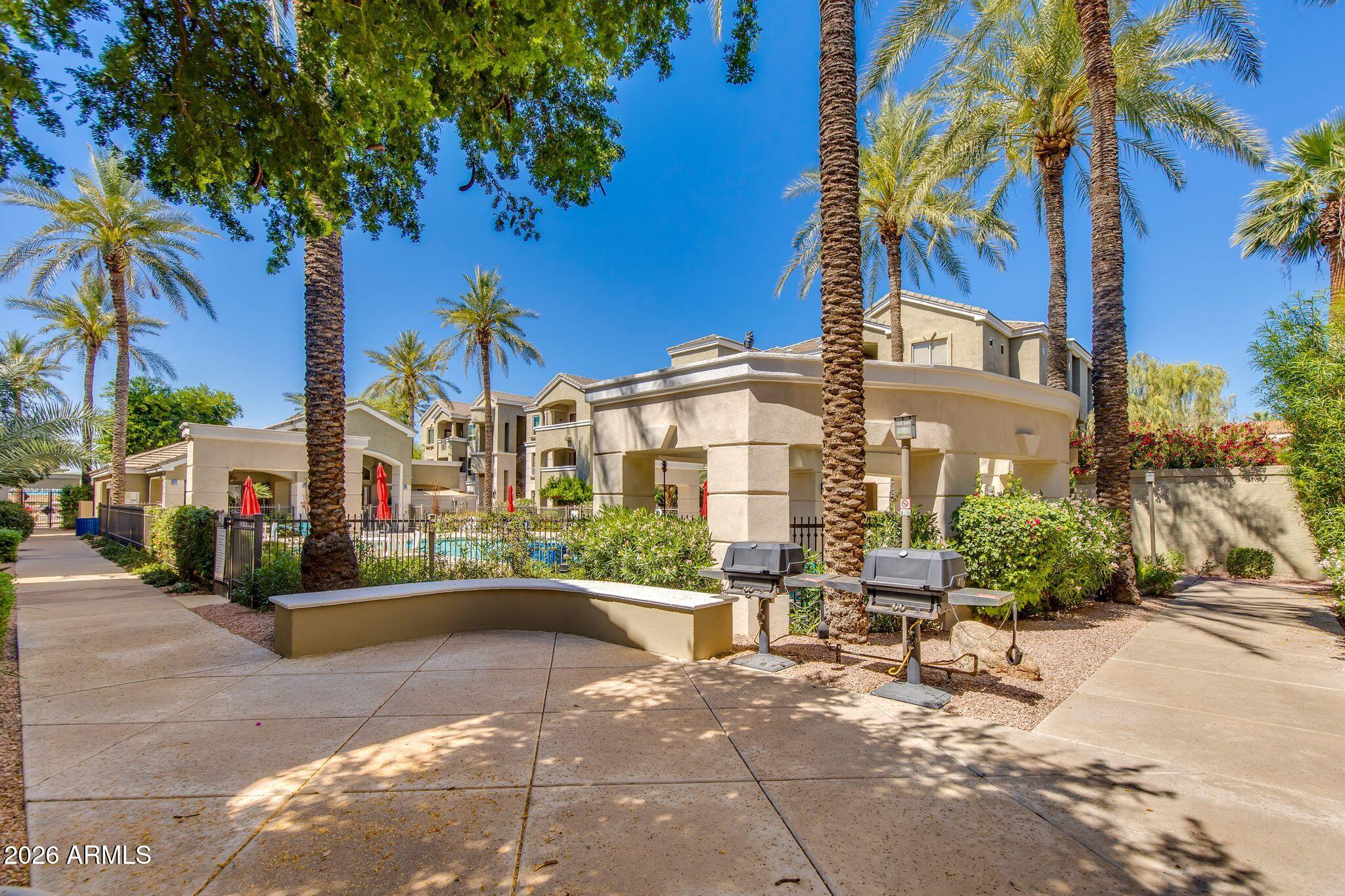 5303 N 7TH Street 215