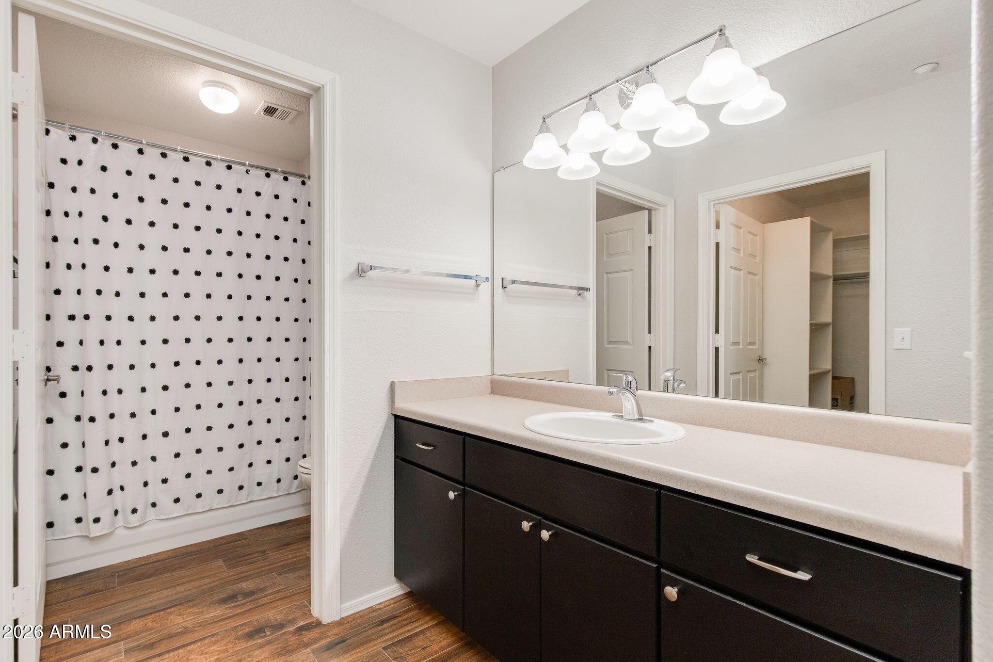 5303 N 7TH Street 215