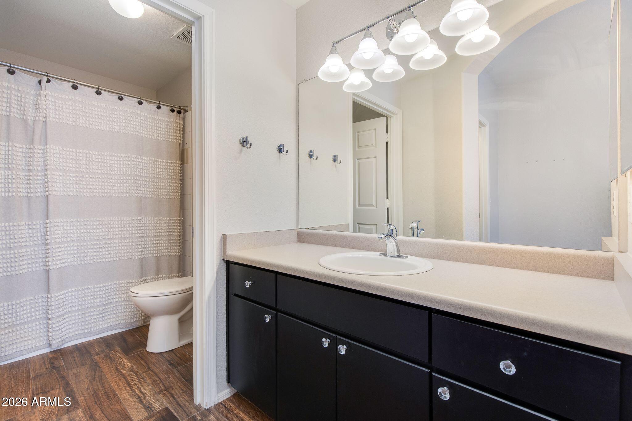 5303 N 7TH Street 215