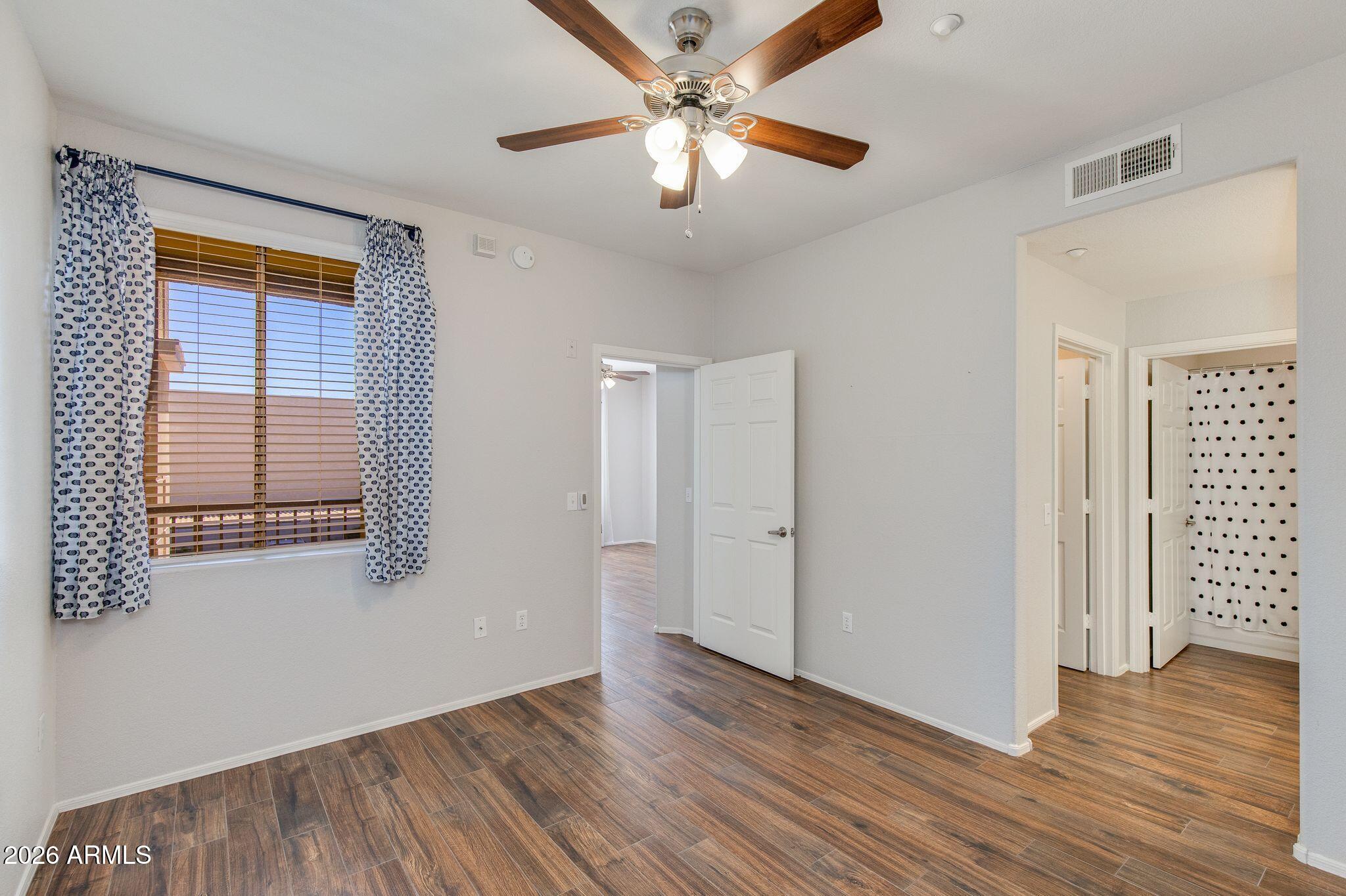 5303 N 7TH Street 215