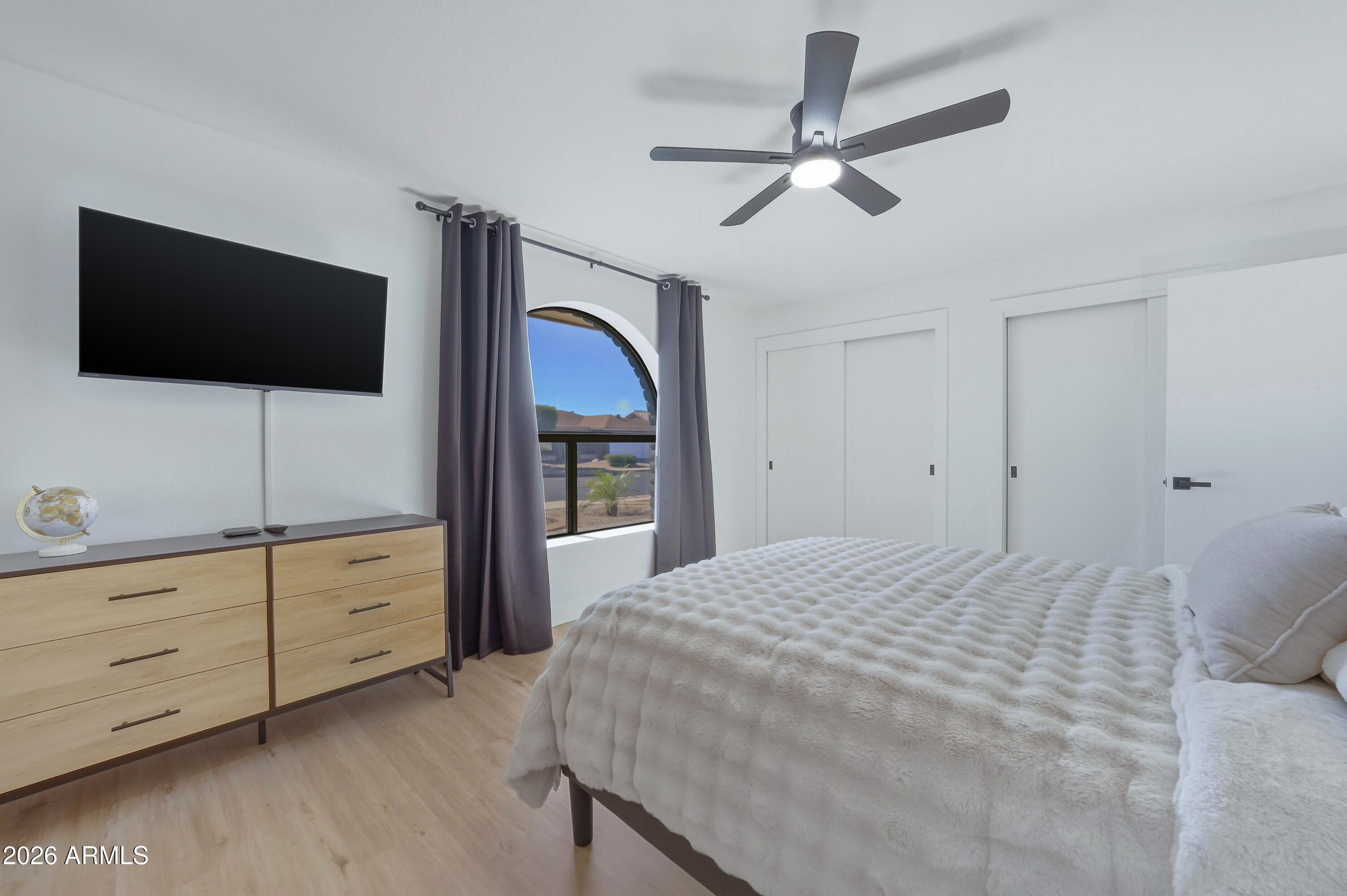 7824 E NAVARRO Avenue