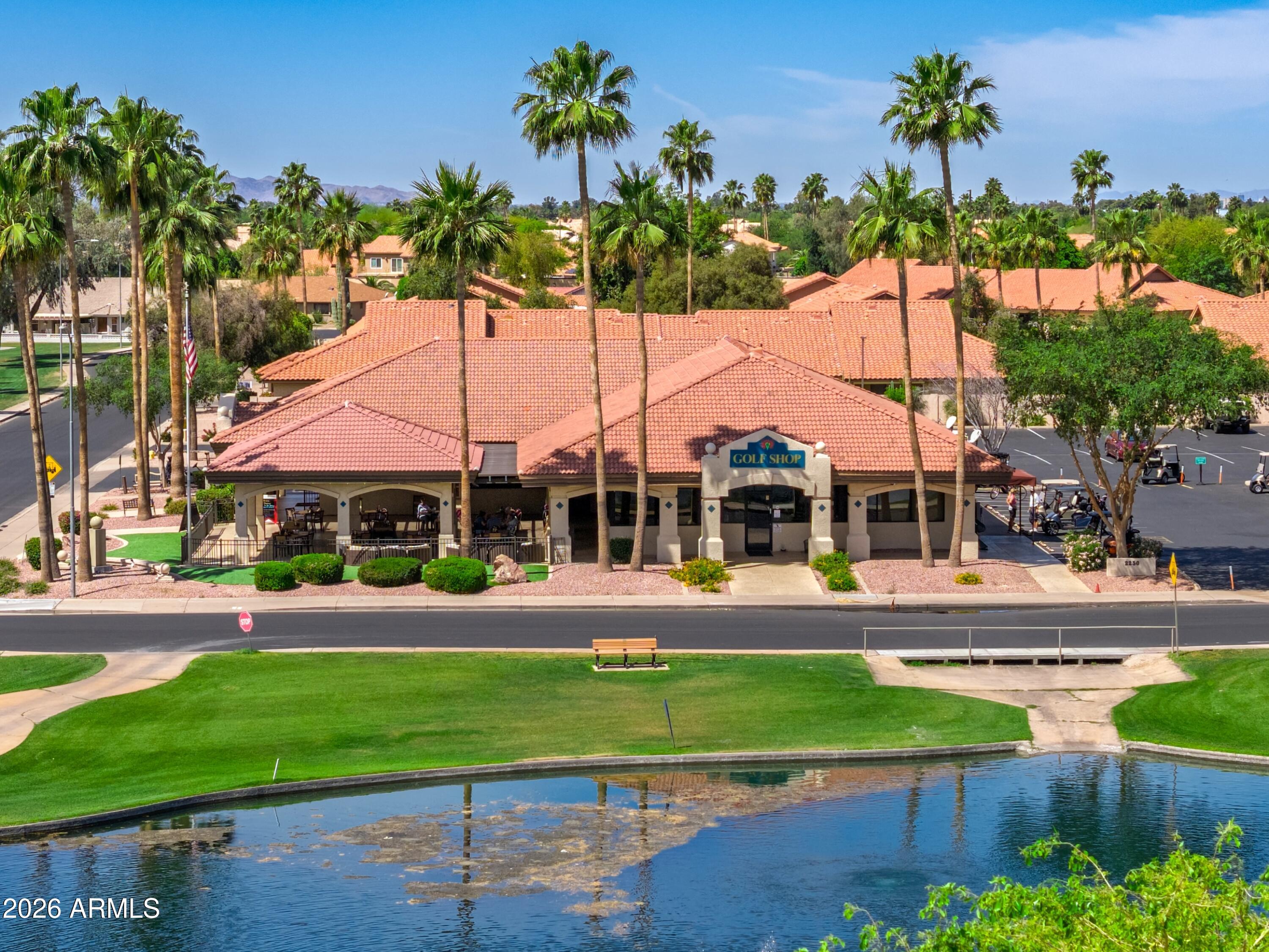 7824 E NAVARRO Avenue