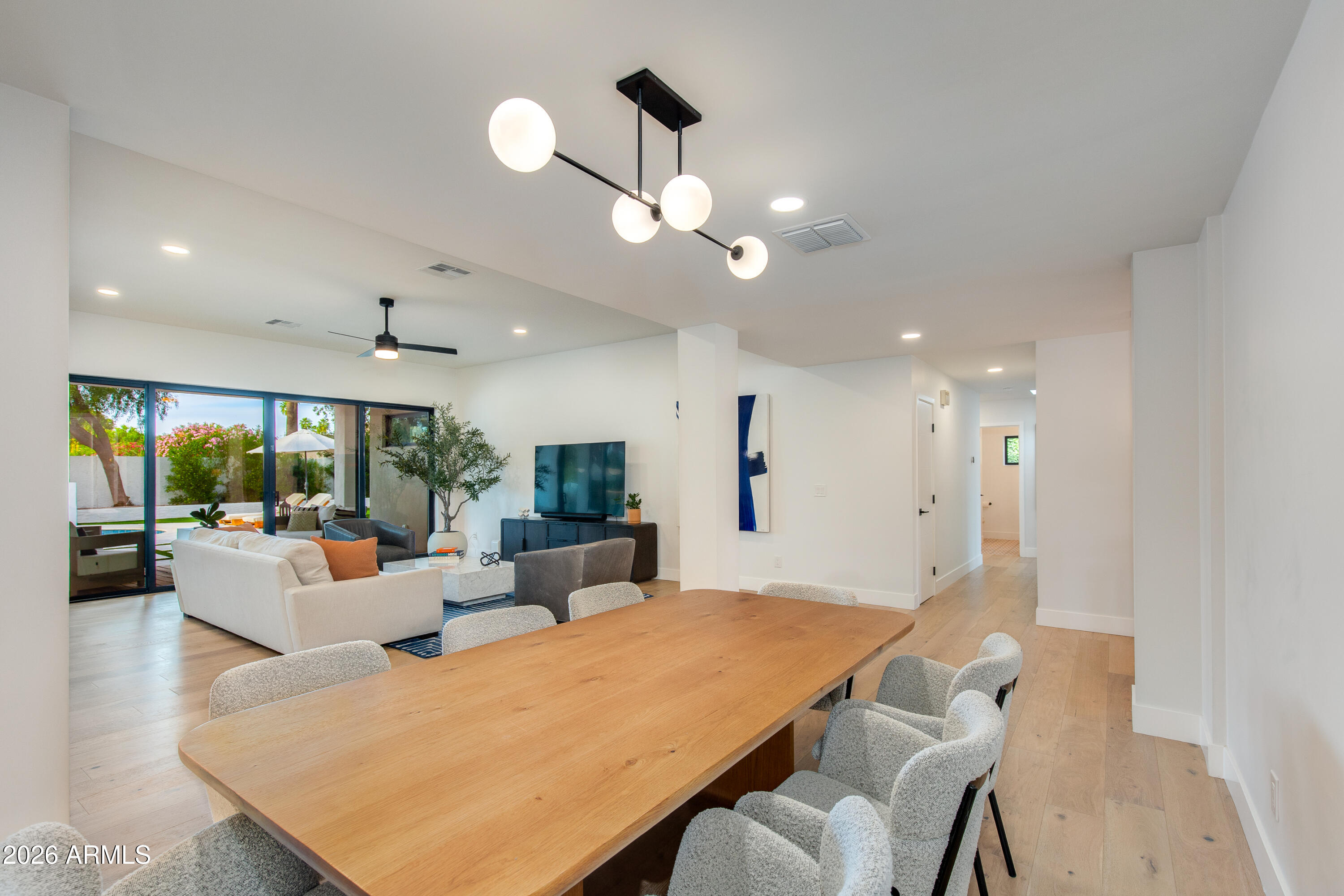 5922 E EMILE ZOLA Avenue