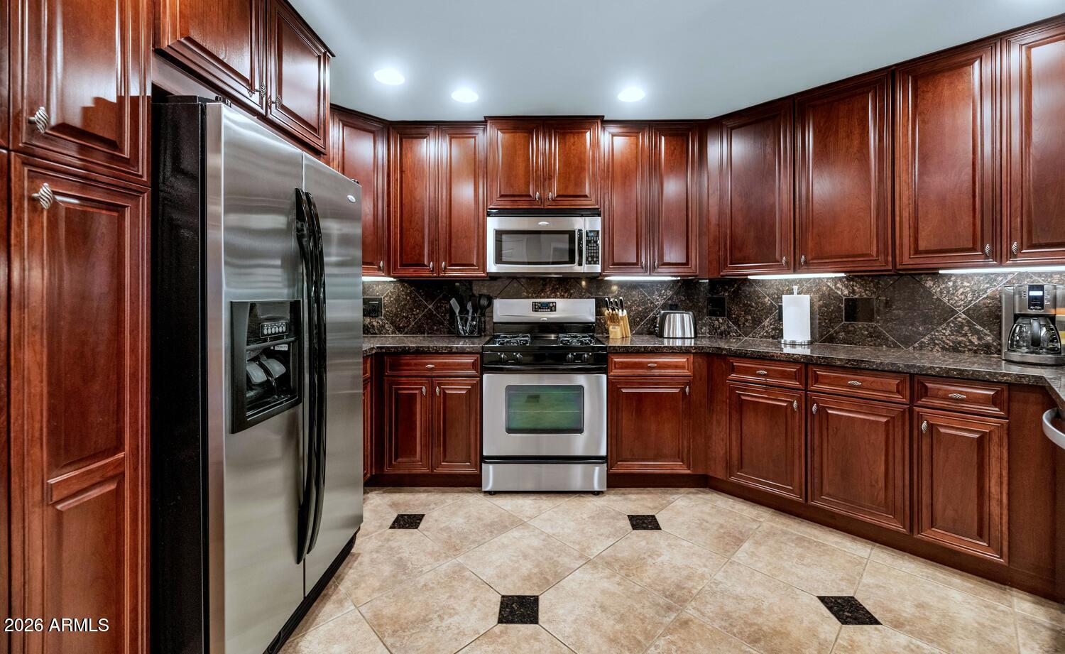 5450 E DEER VALLEY Drive 4218