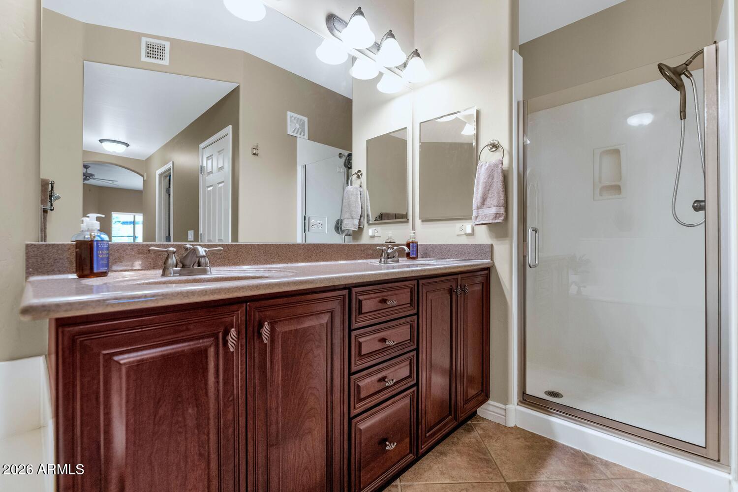 5450 E DEER VALLEY Drive 4218