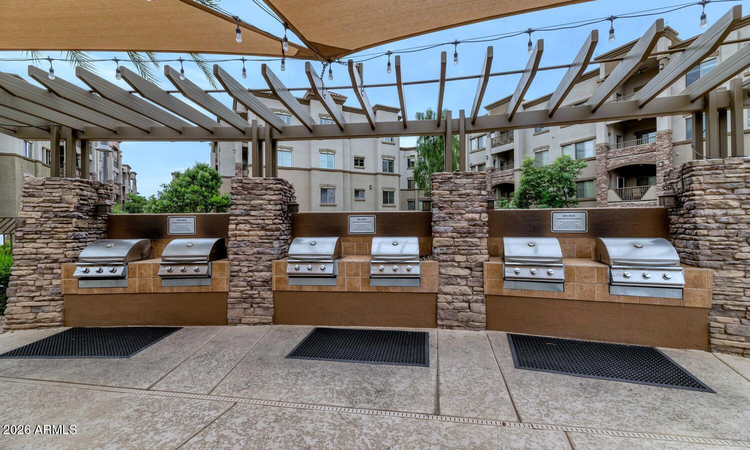 5450 E DEER VALLEY Drive 4218