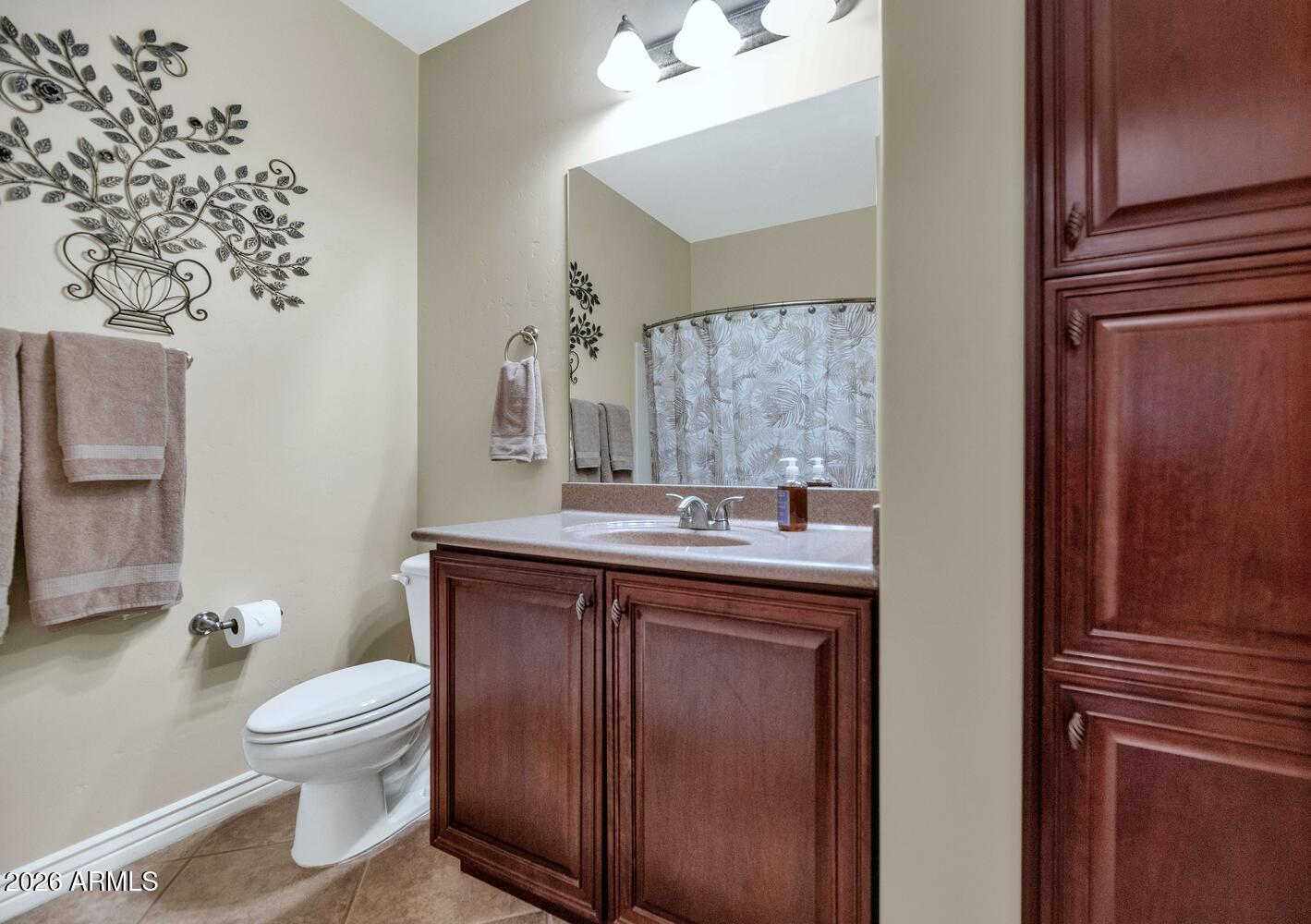 5450 E DEER VALLEY Drive 4218