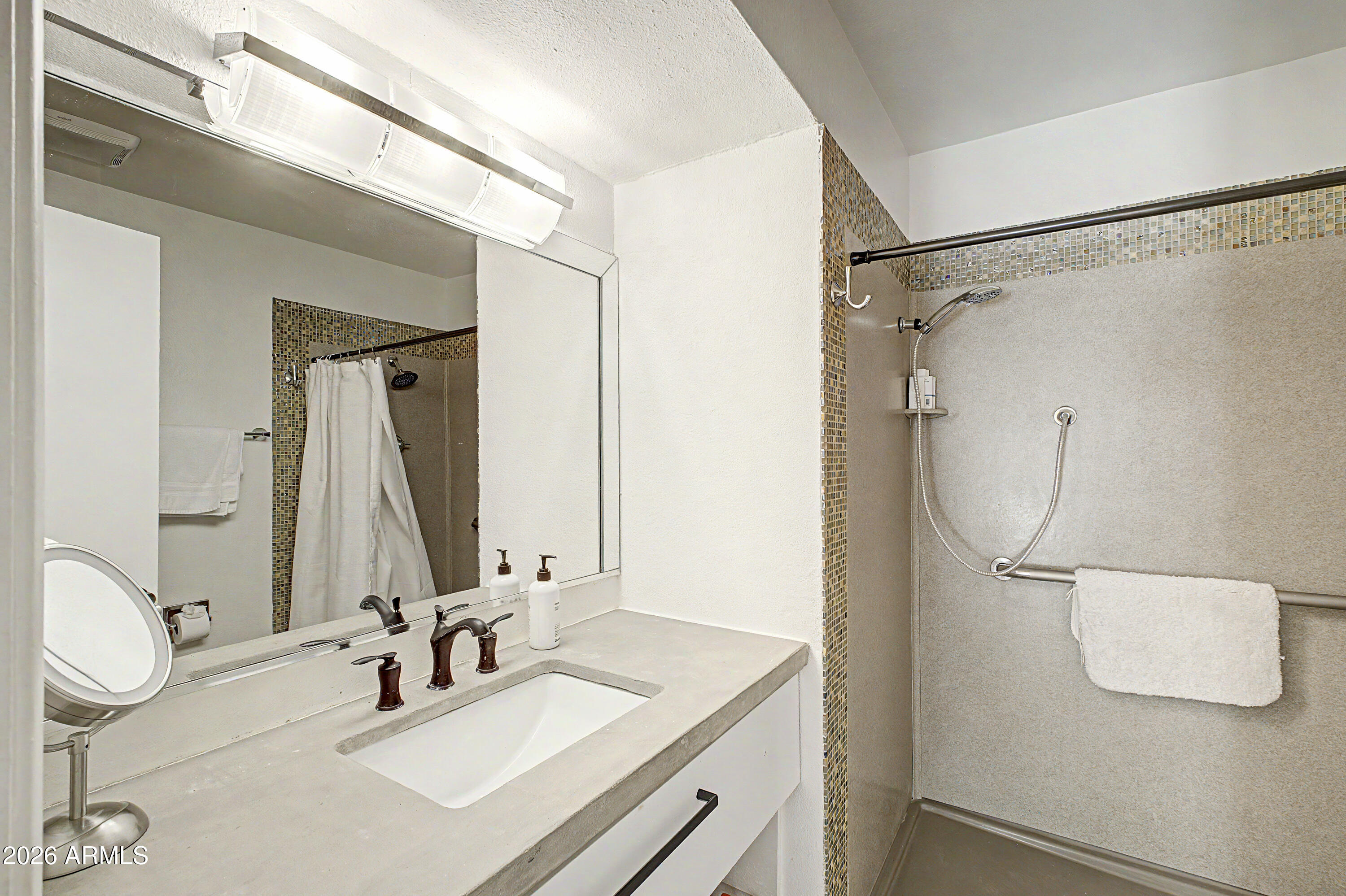 1650 N 87TH Terrace A16