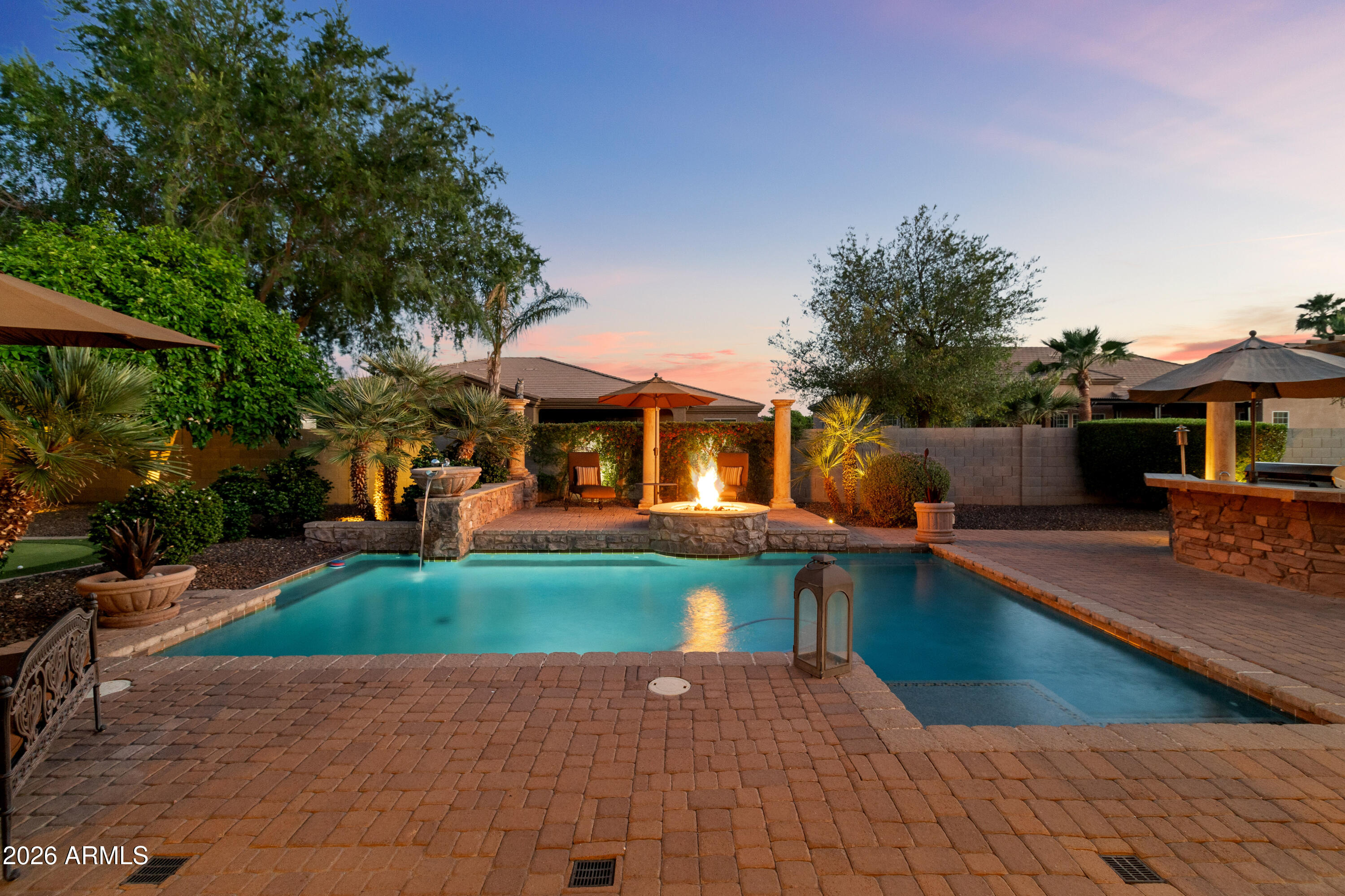 18009 W MONTEBELLO Avenue