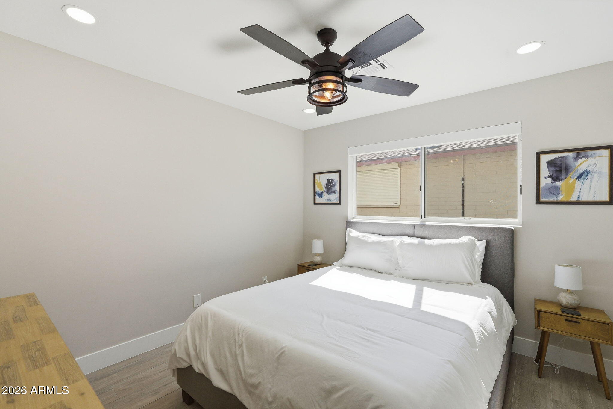 6413 E PARKVIEW Drive