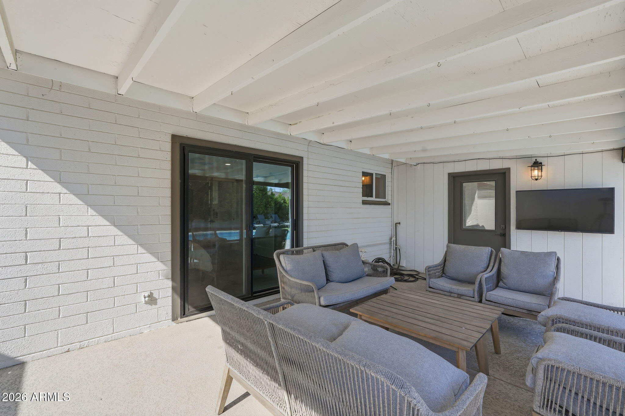 6413 E PARKVIEW Drive