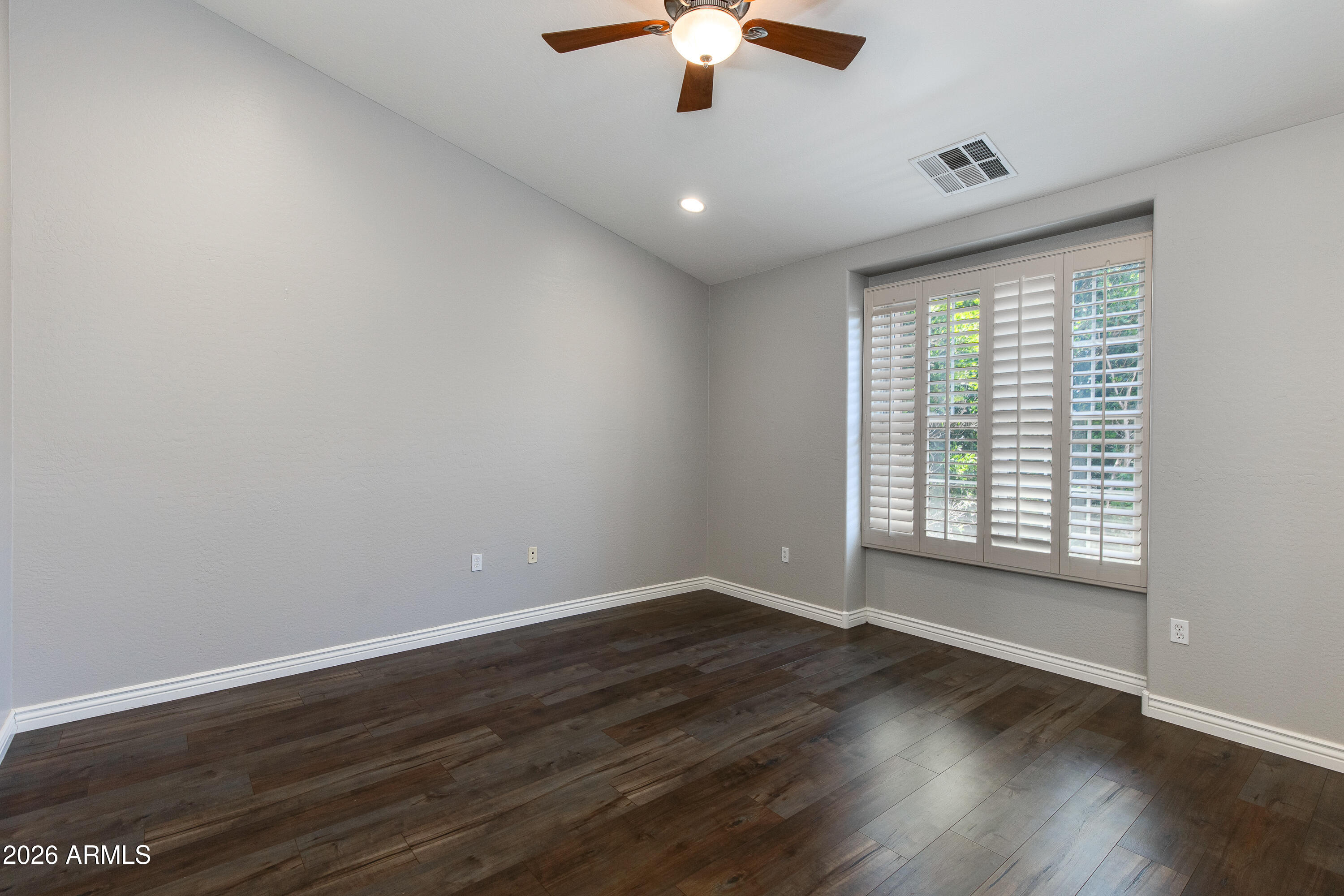 2449 E MONTECITO Avenue