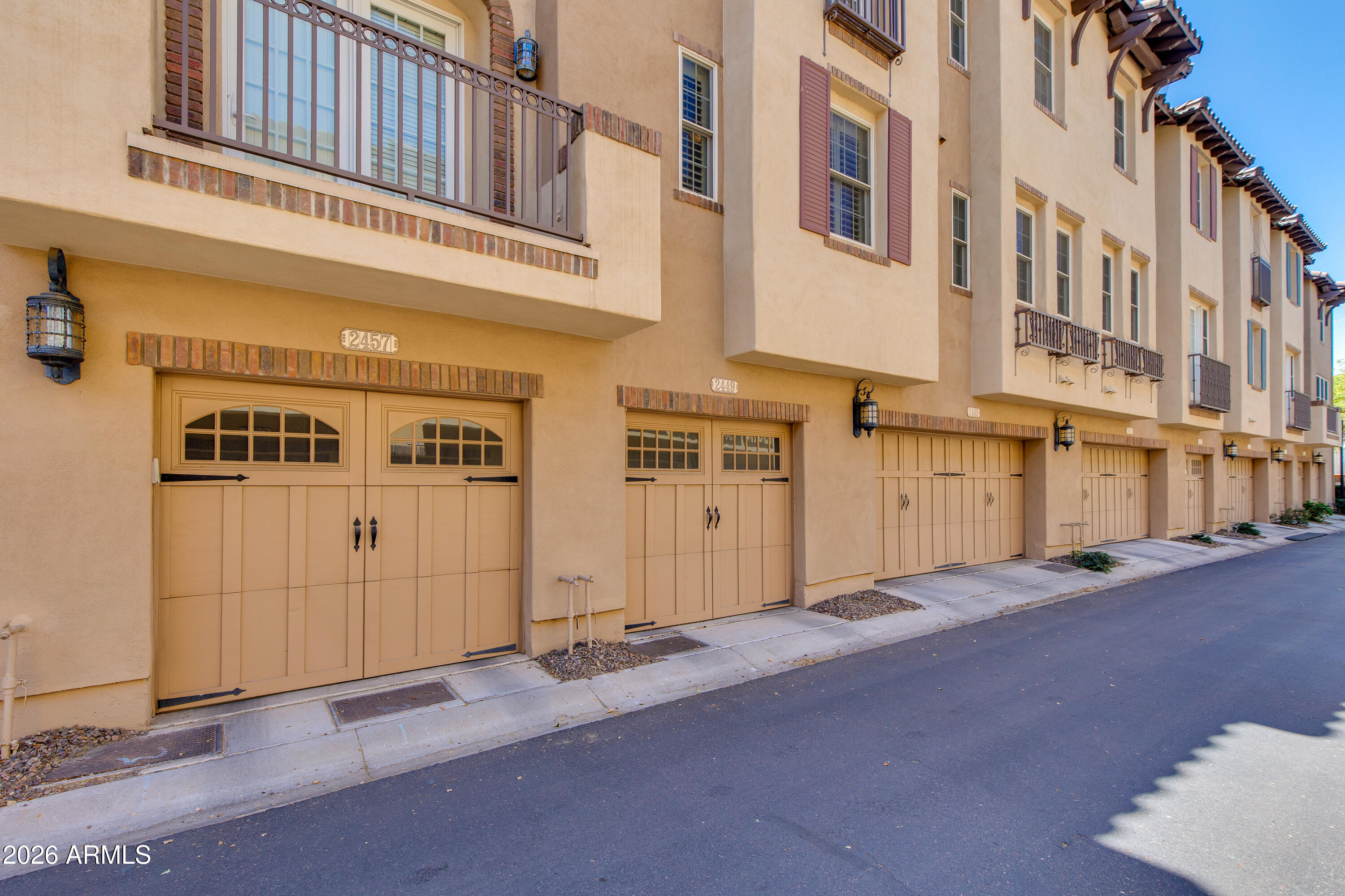 2449 E MONTECITO Avenue