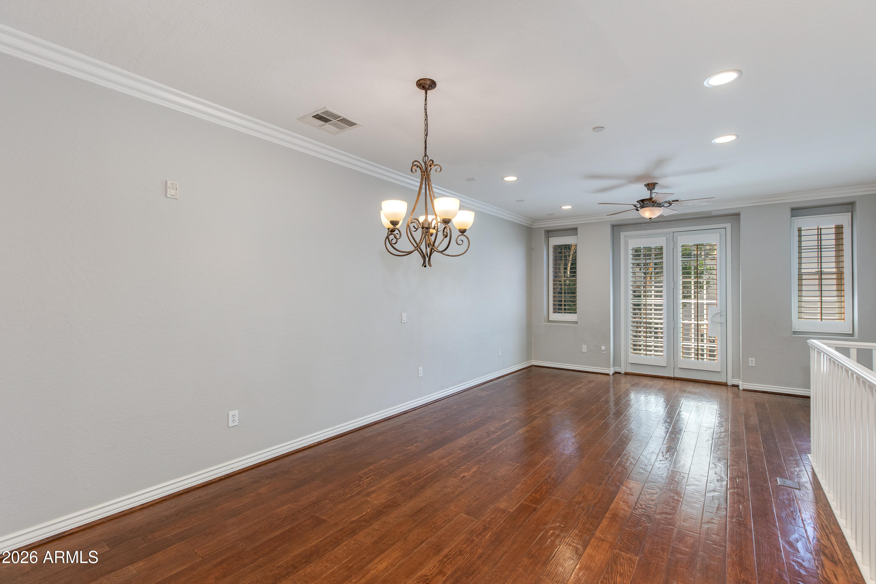 2449 E MONTECITO Avenue