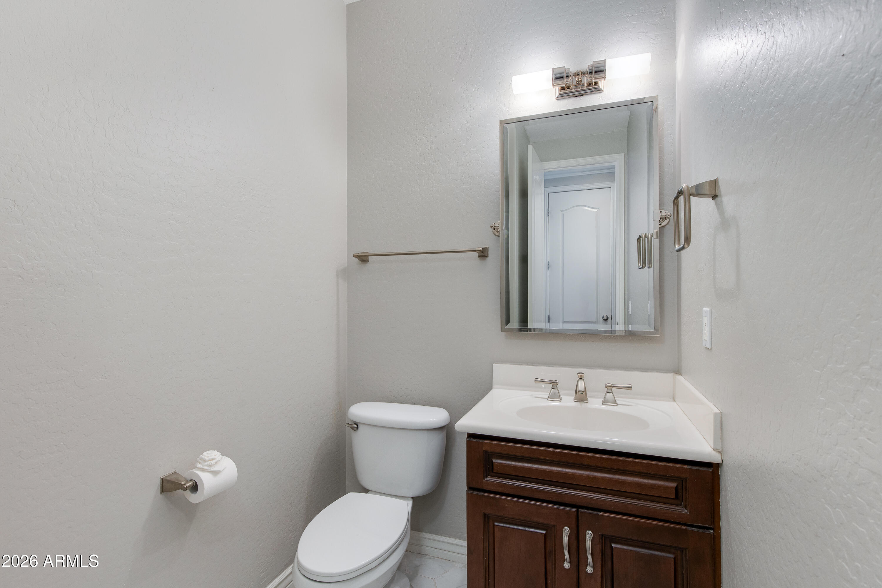 2449 E MONTECITO Avenue