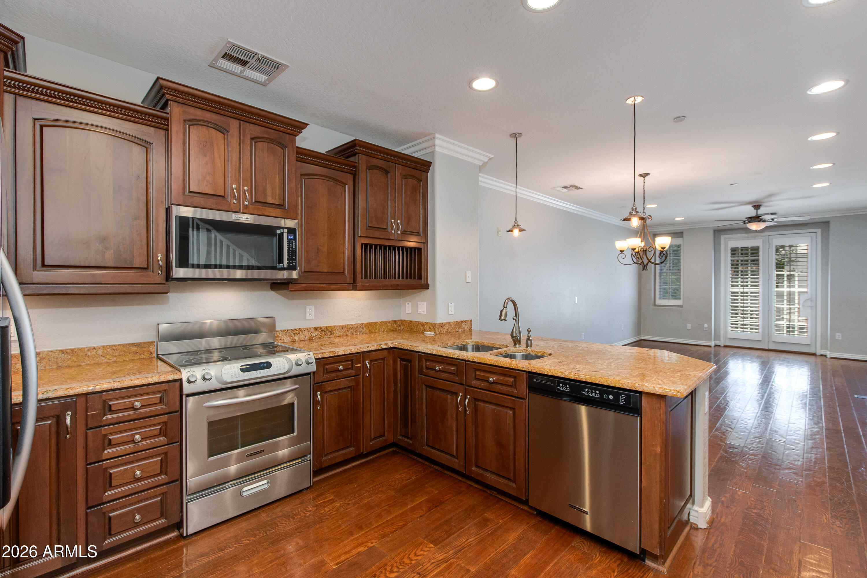 2449 E MONTECITO Avenue