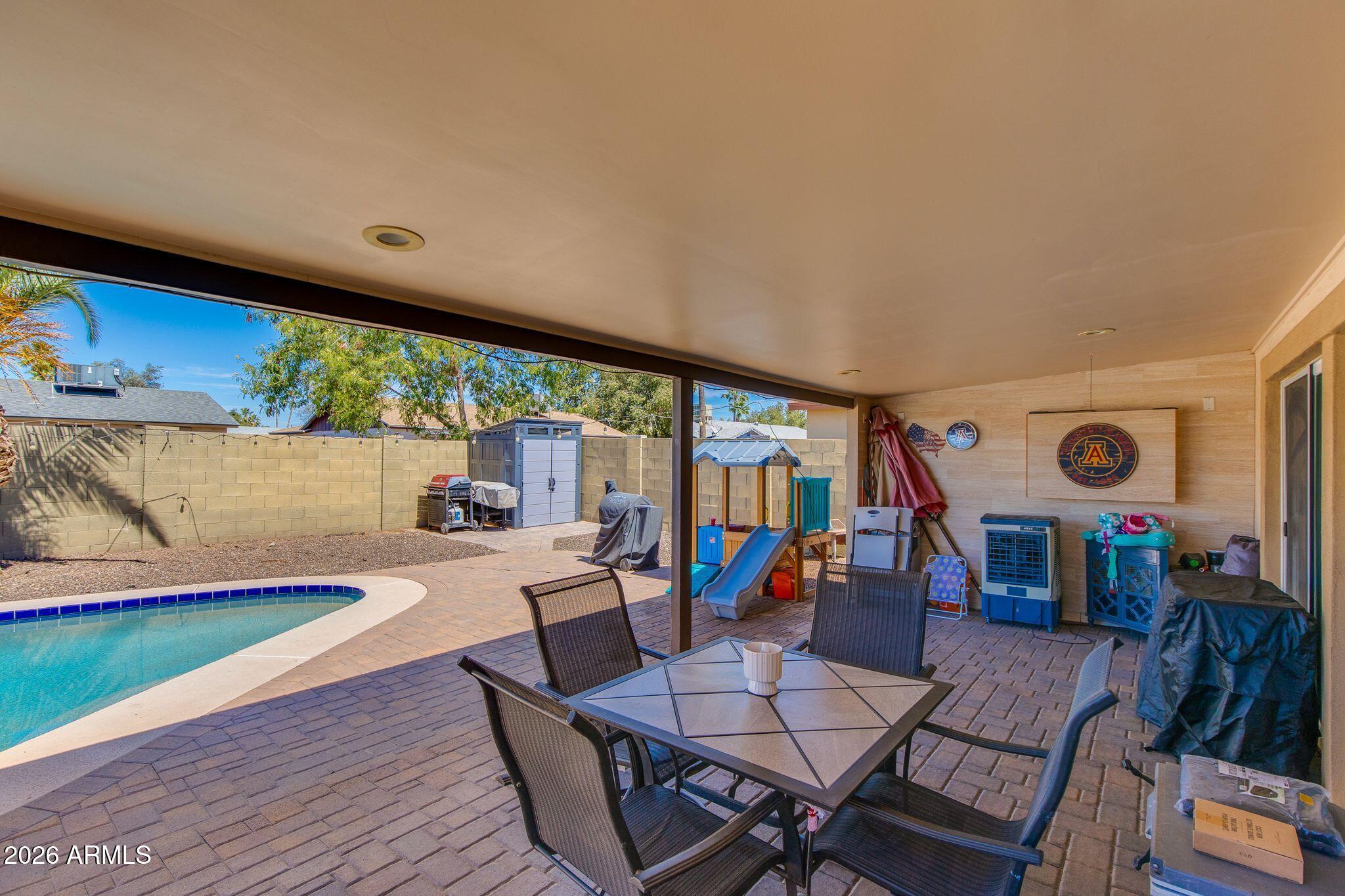 3608 E JANICE Way