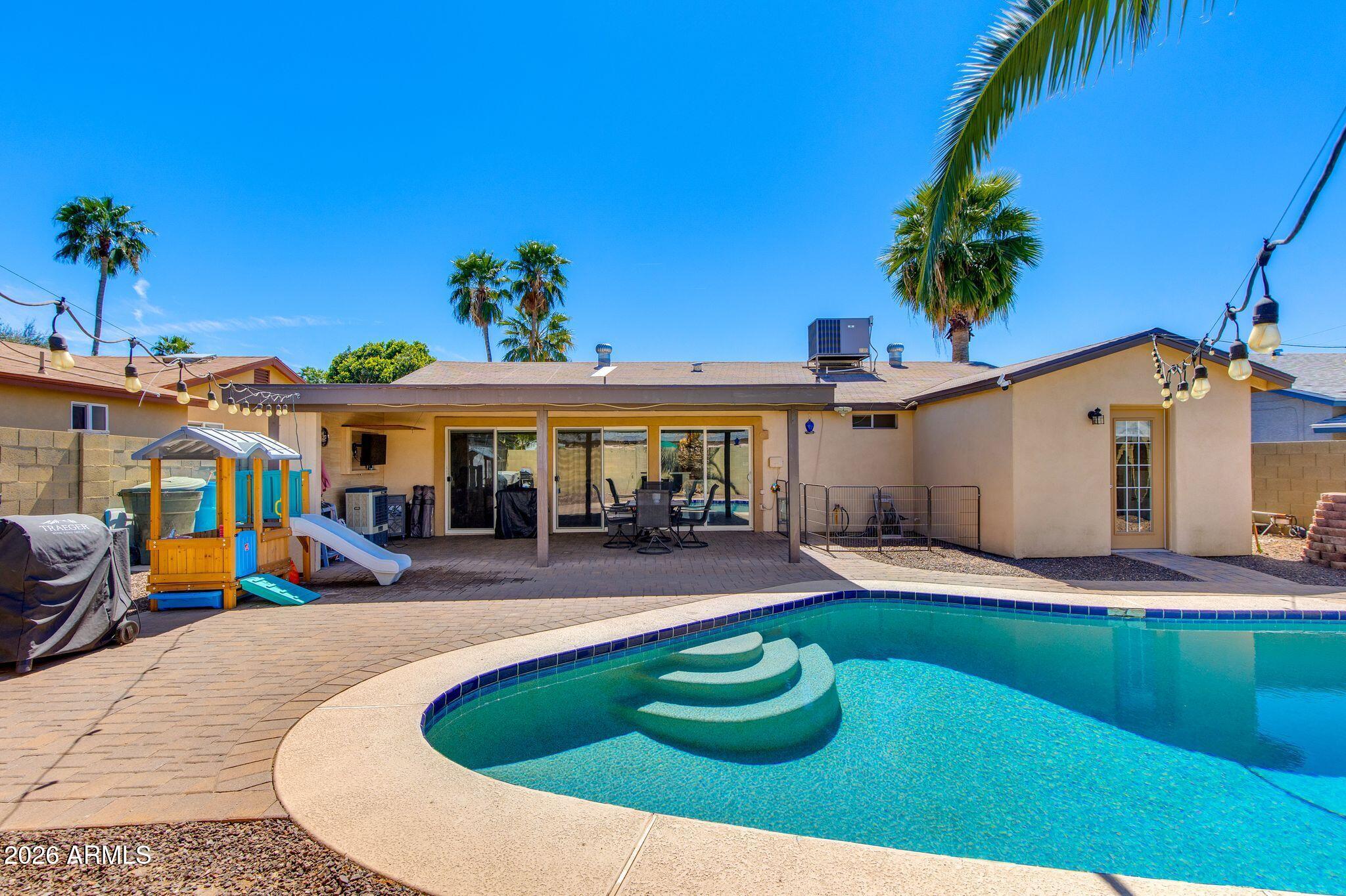 3608 E JANICE Way