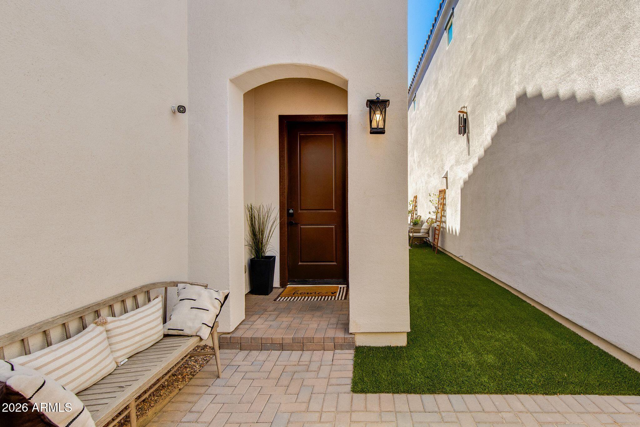 169 E BALSAM Drive