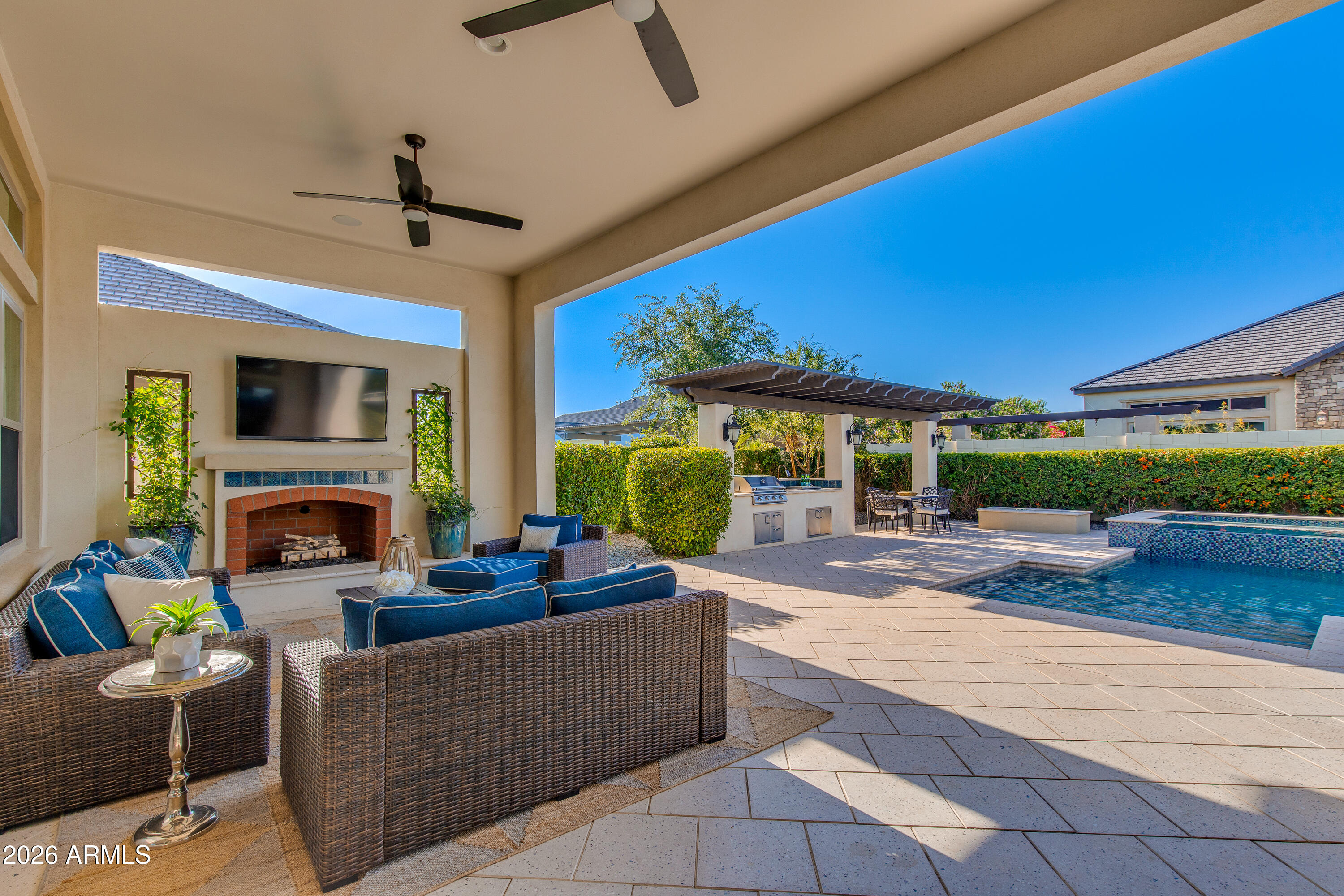 2766 E BONANZA Court