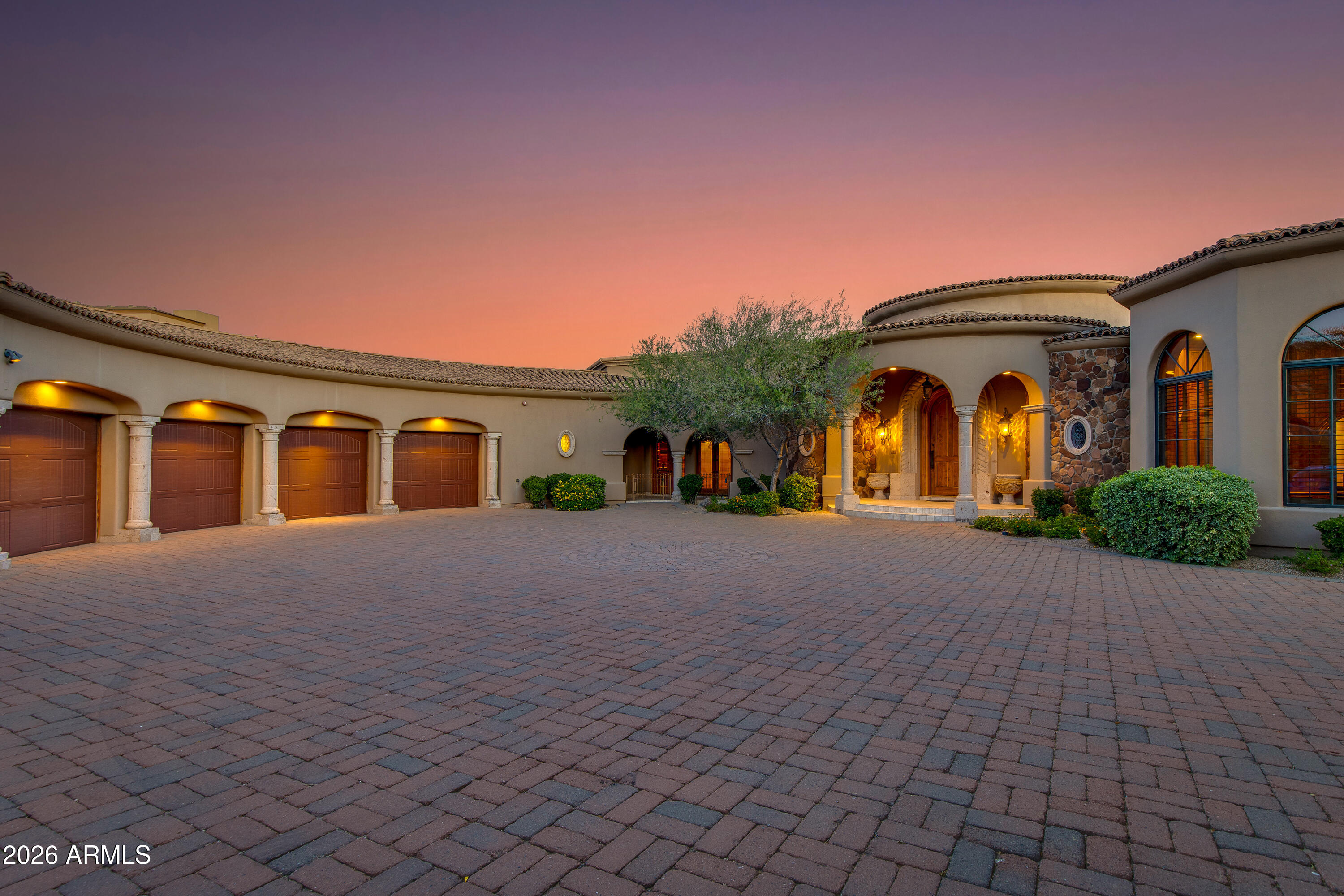10070 E BALANCING ROCK Road