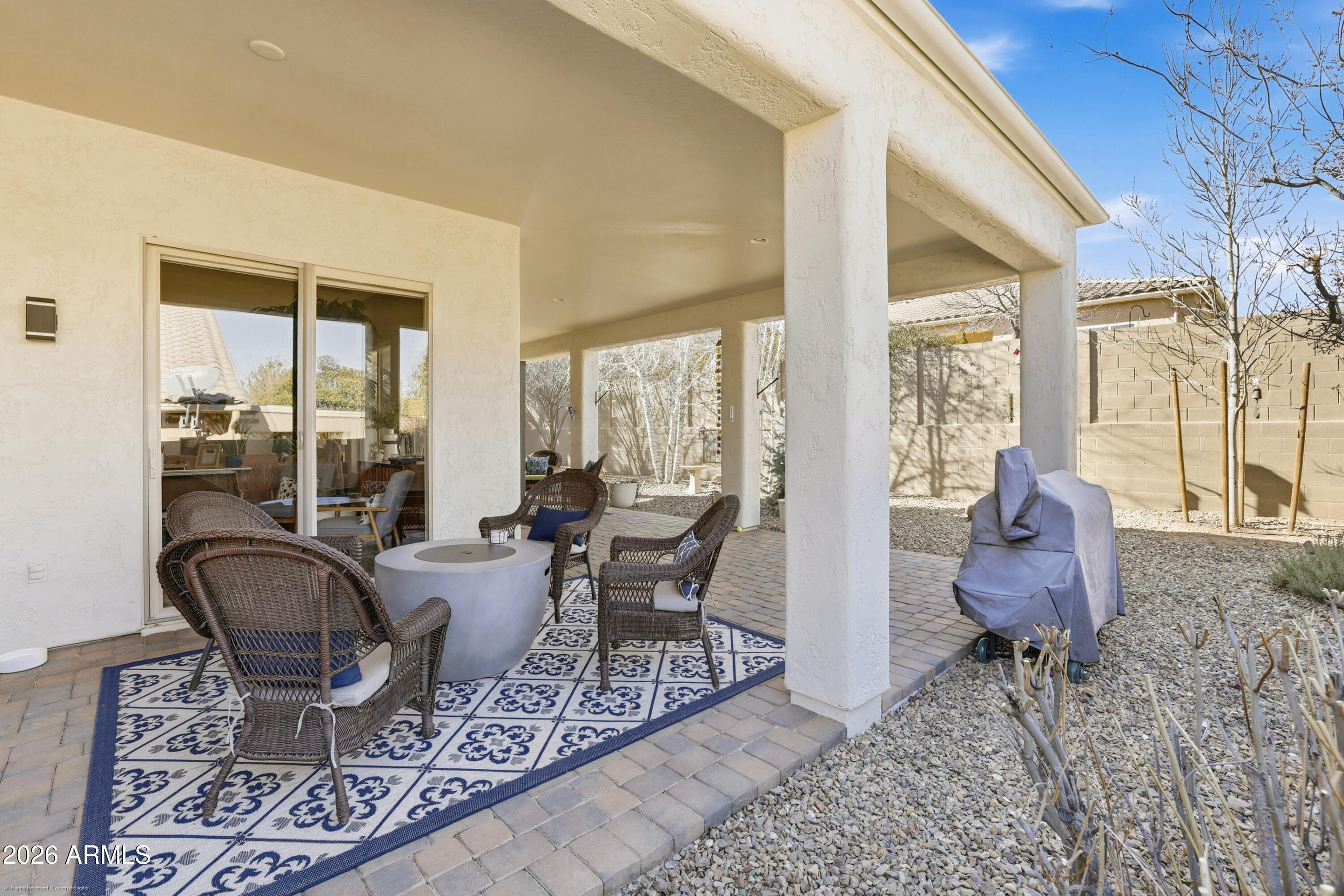7615 E TRADERS Trail