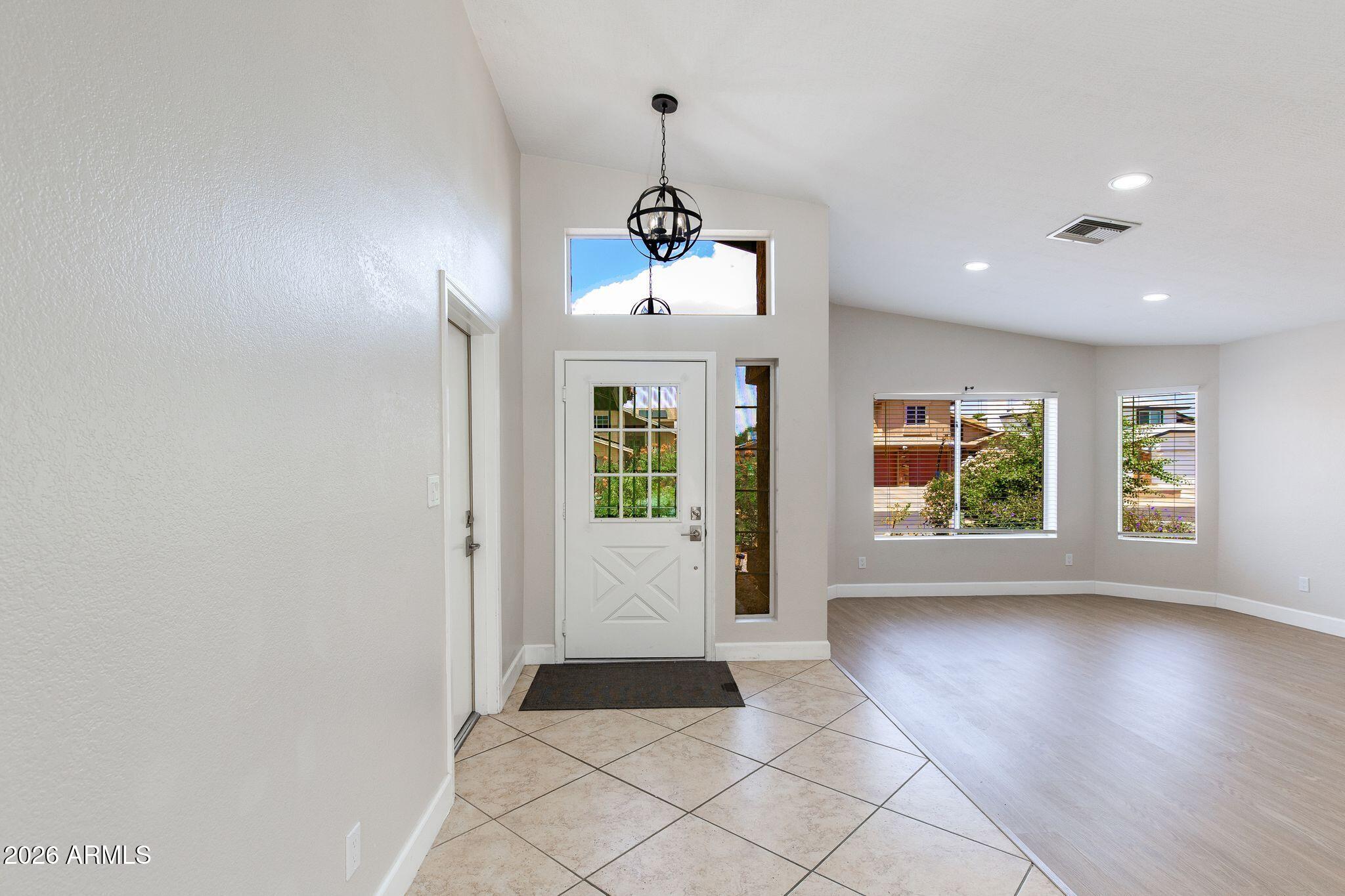 4041 W AVENIDA DEL SOL Avenue