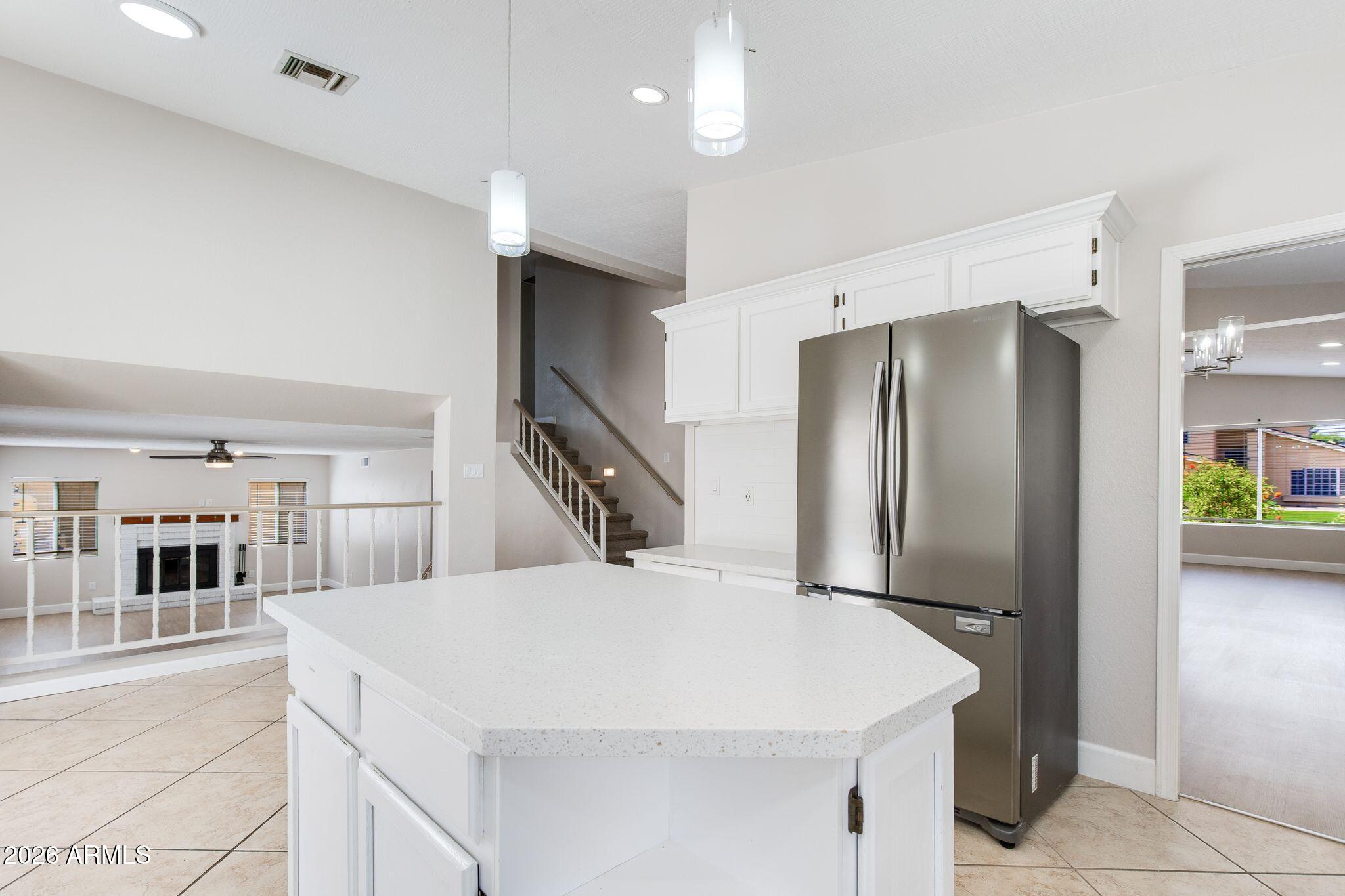 4041 W AVENIDA DEL SOL Avenue