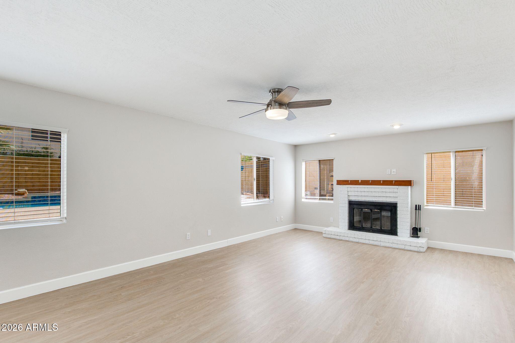 4041 W AVENIDA DEL SOL Avenue