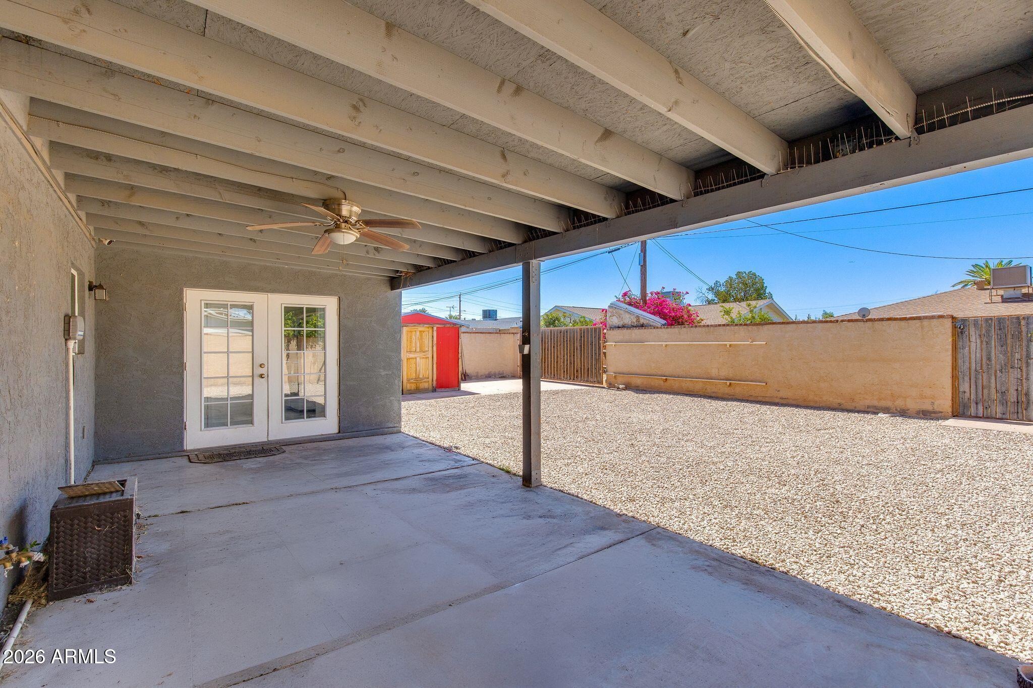 4923 E PALM Lane