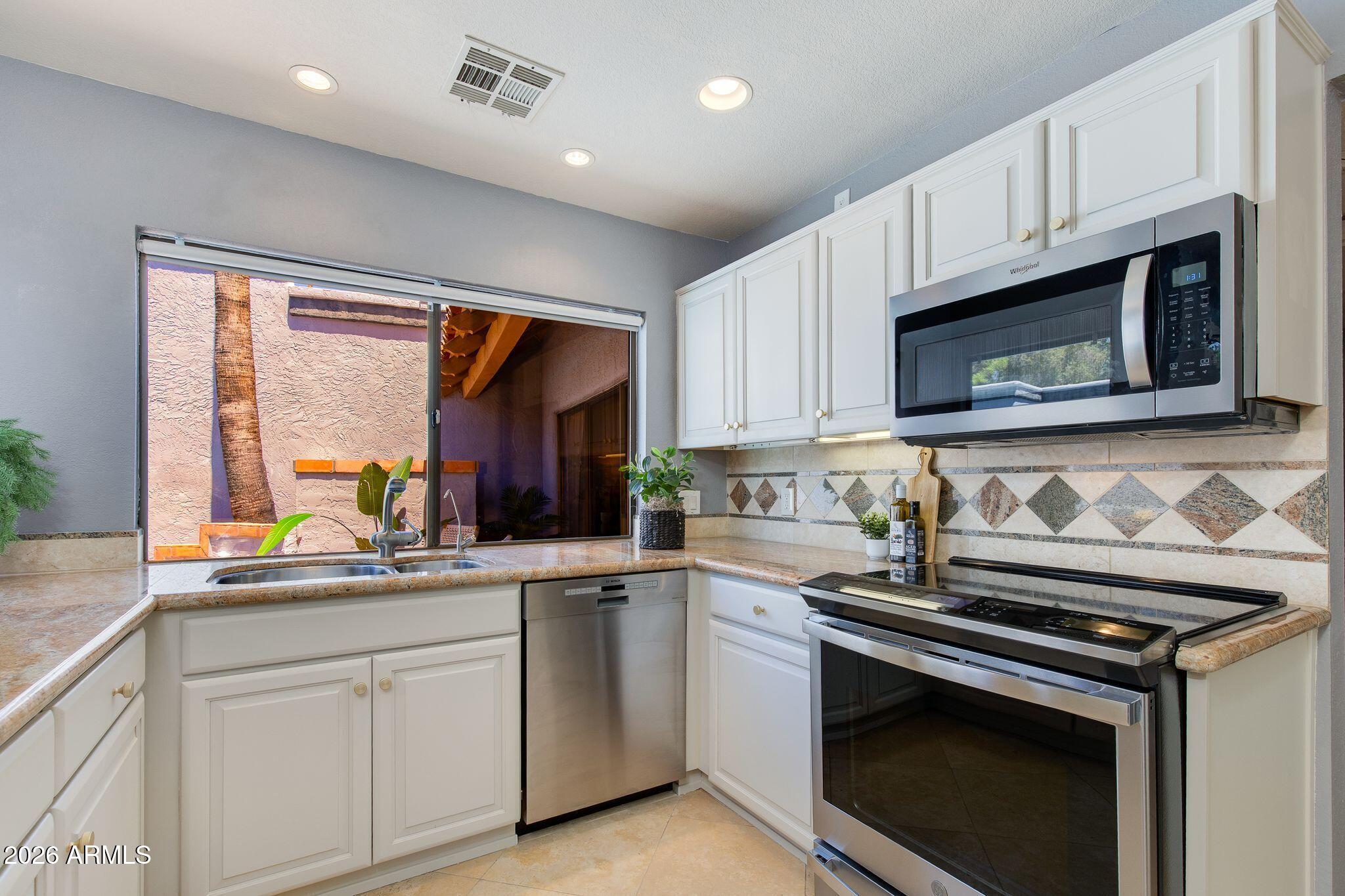 5241 N 31ST Place
