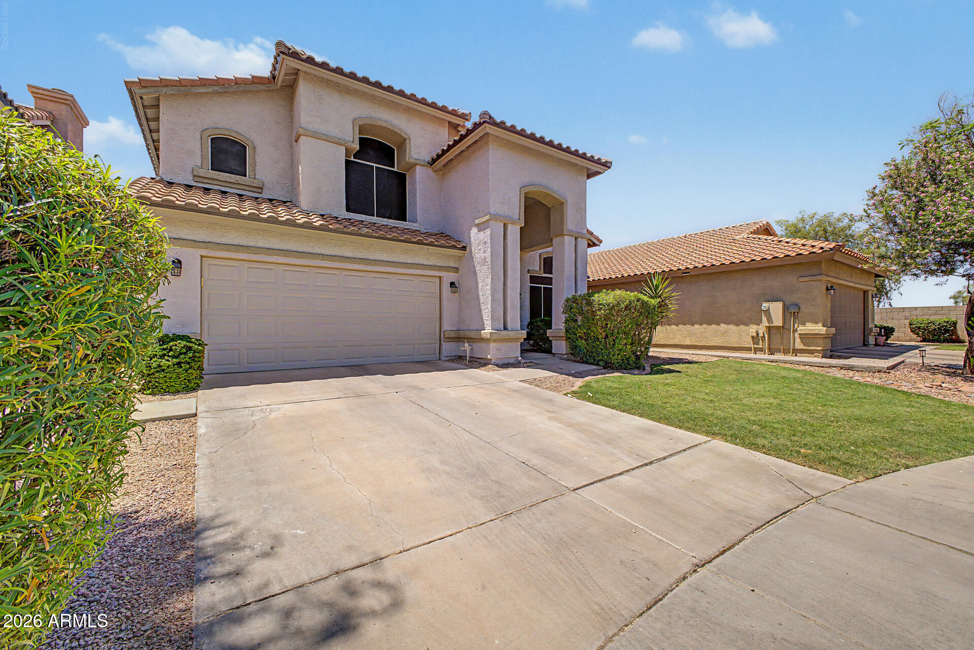 1172 N WOODSIDE Court
