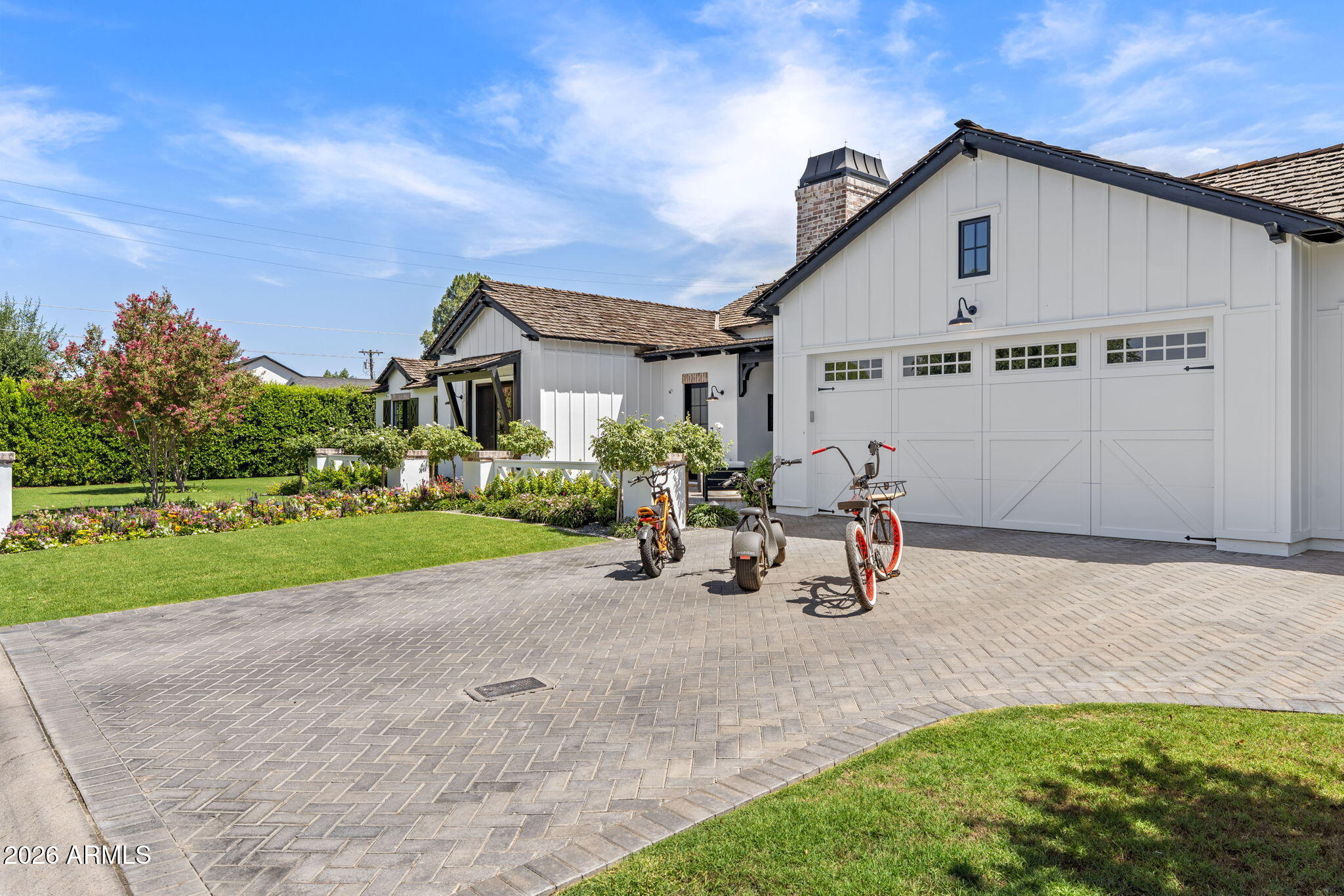 4526 E CALLE TUBERIA