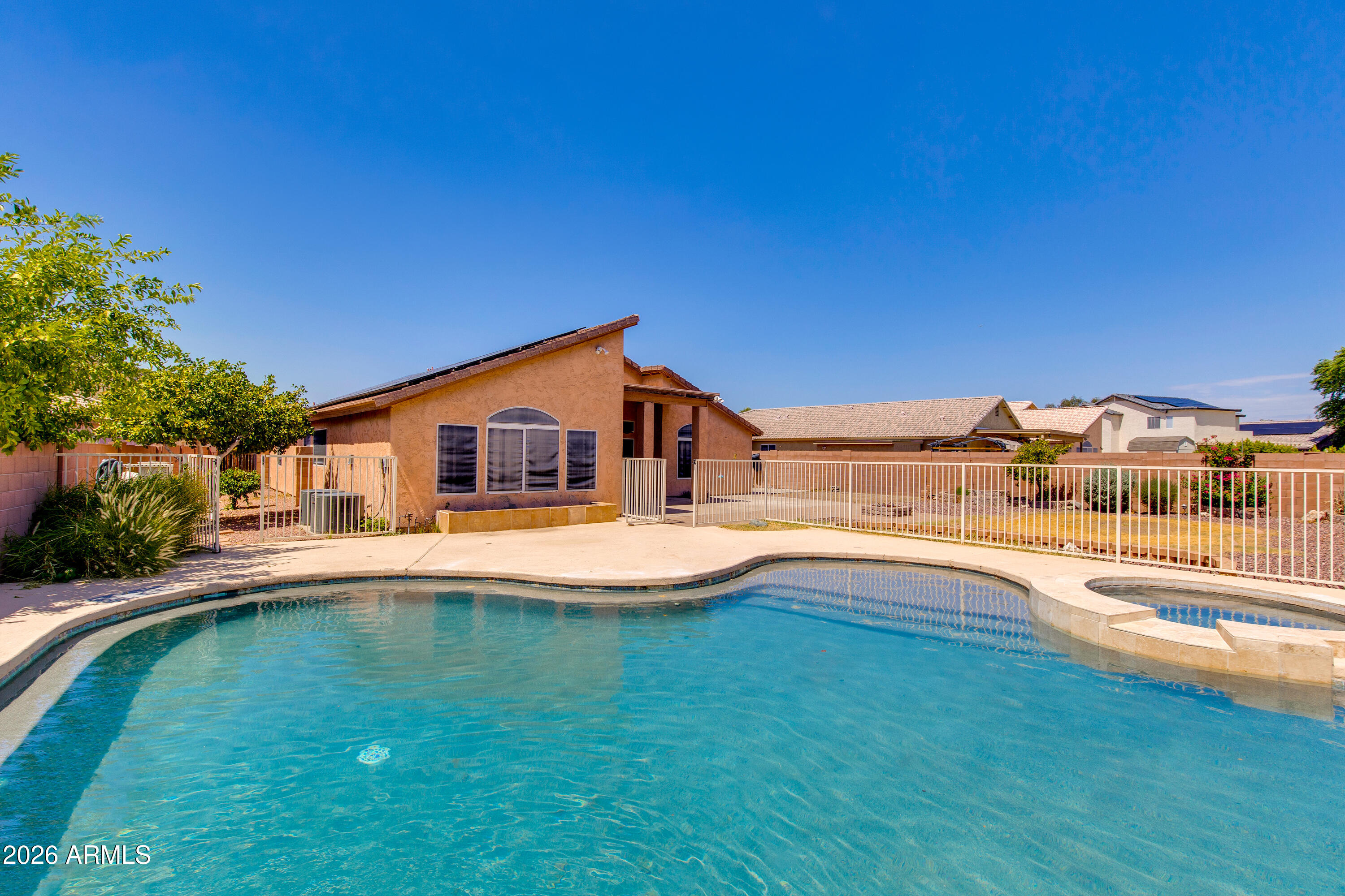 4209 W WAHALLA Lane