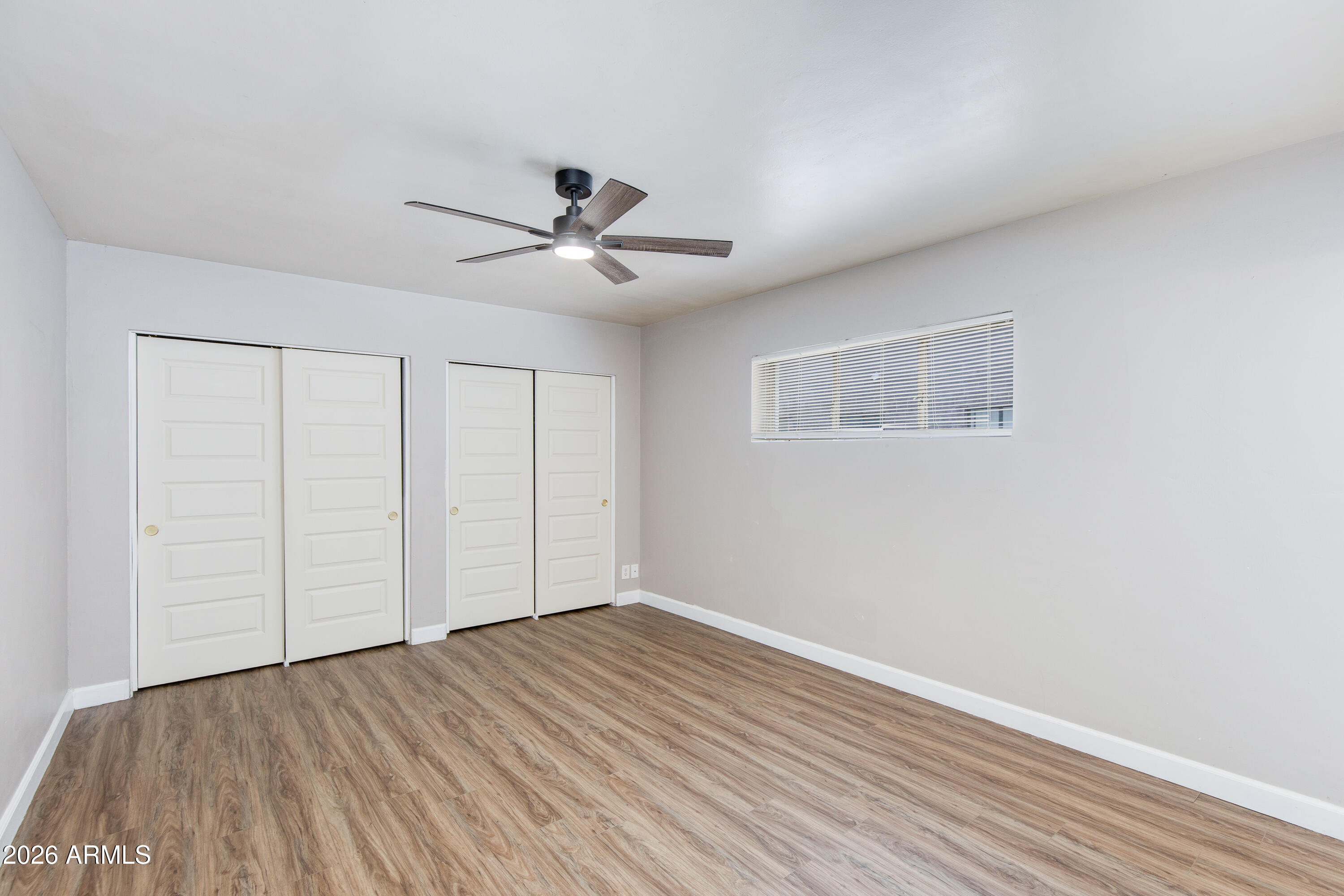 102 W MARYLAND Avenue C1