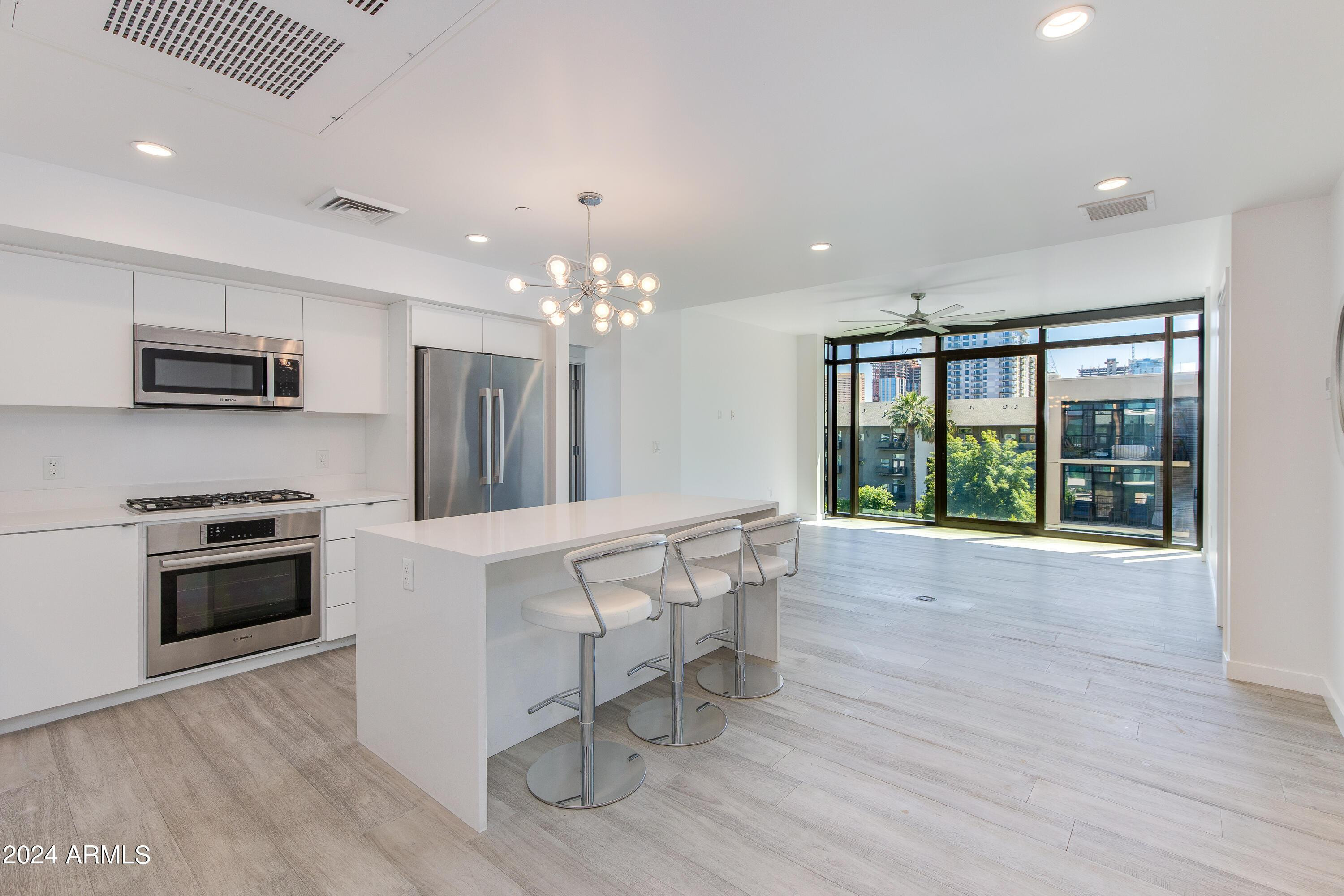 200 W PORTLAND Street 511
