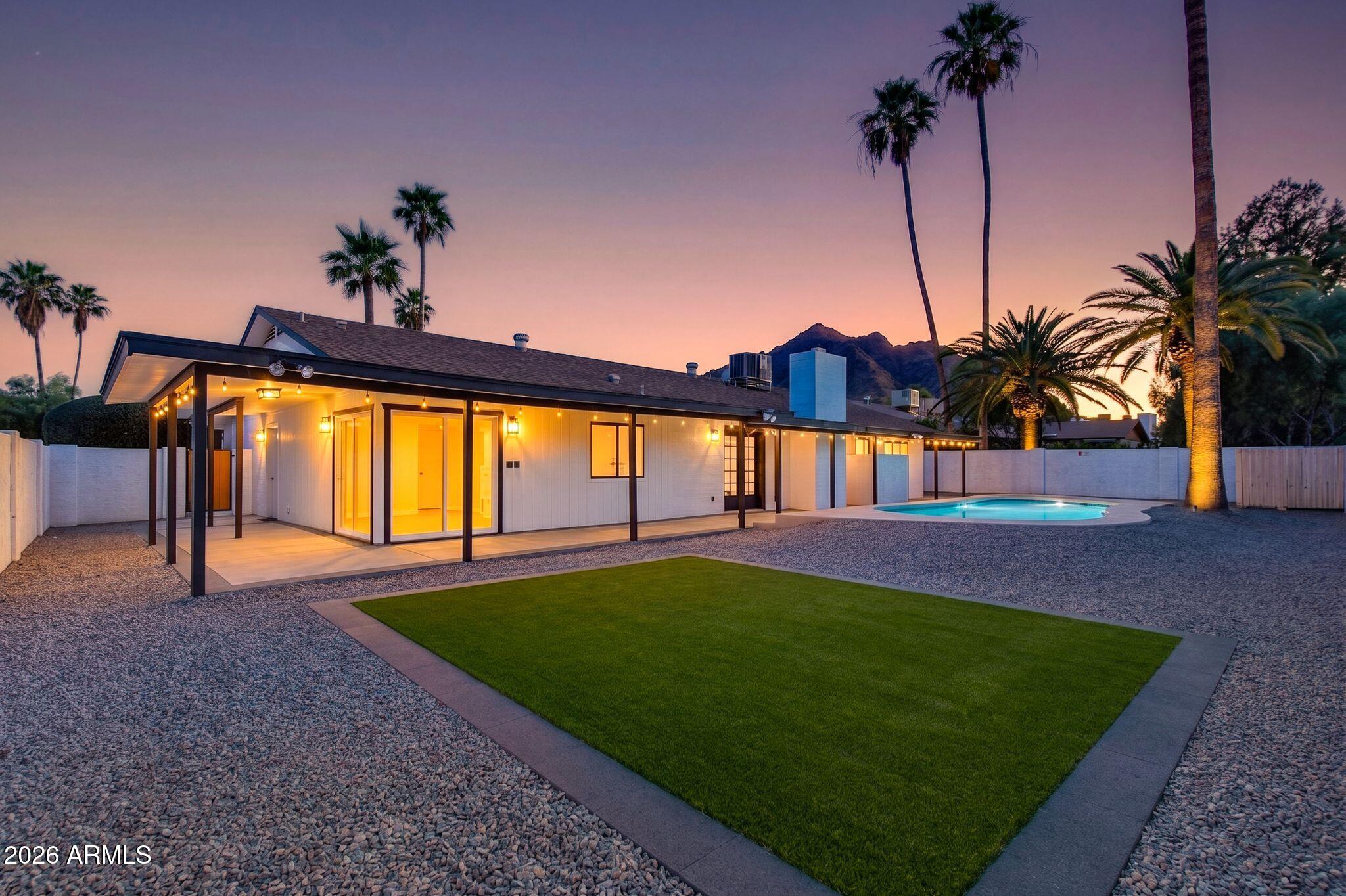 2324 E CORTEZ Street